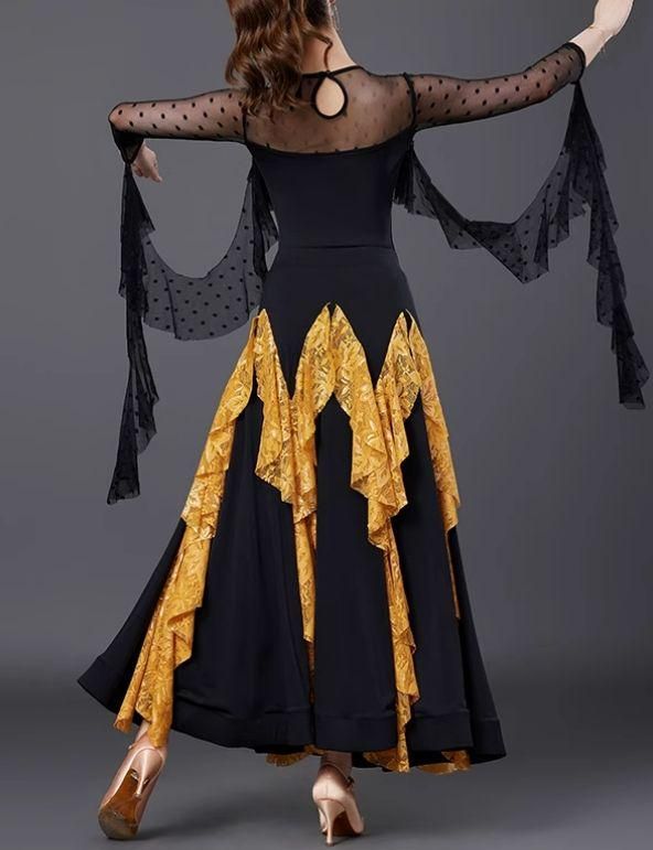 上下セット レース