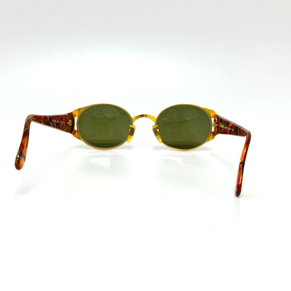 メタル ゴールド