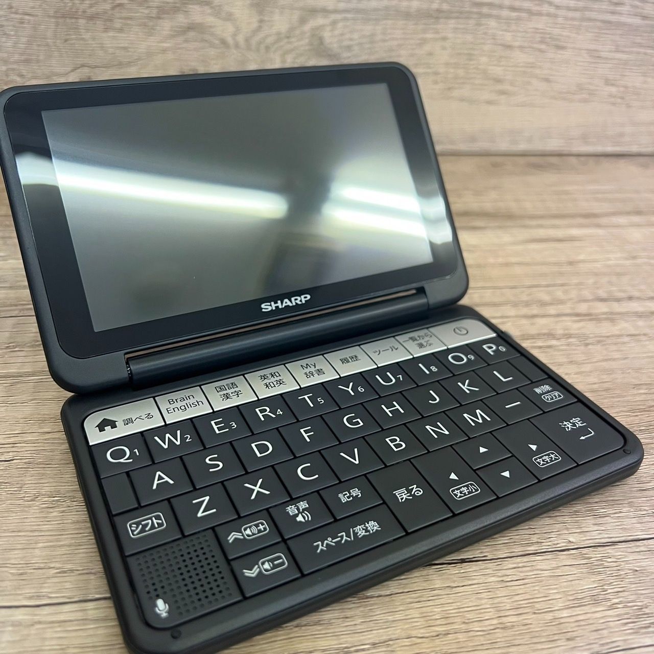 高校生モデル ブラック系