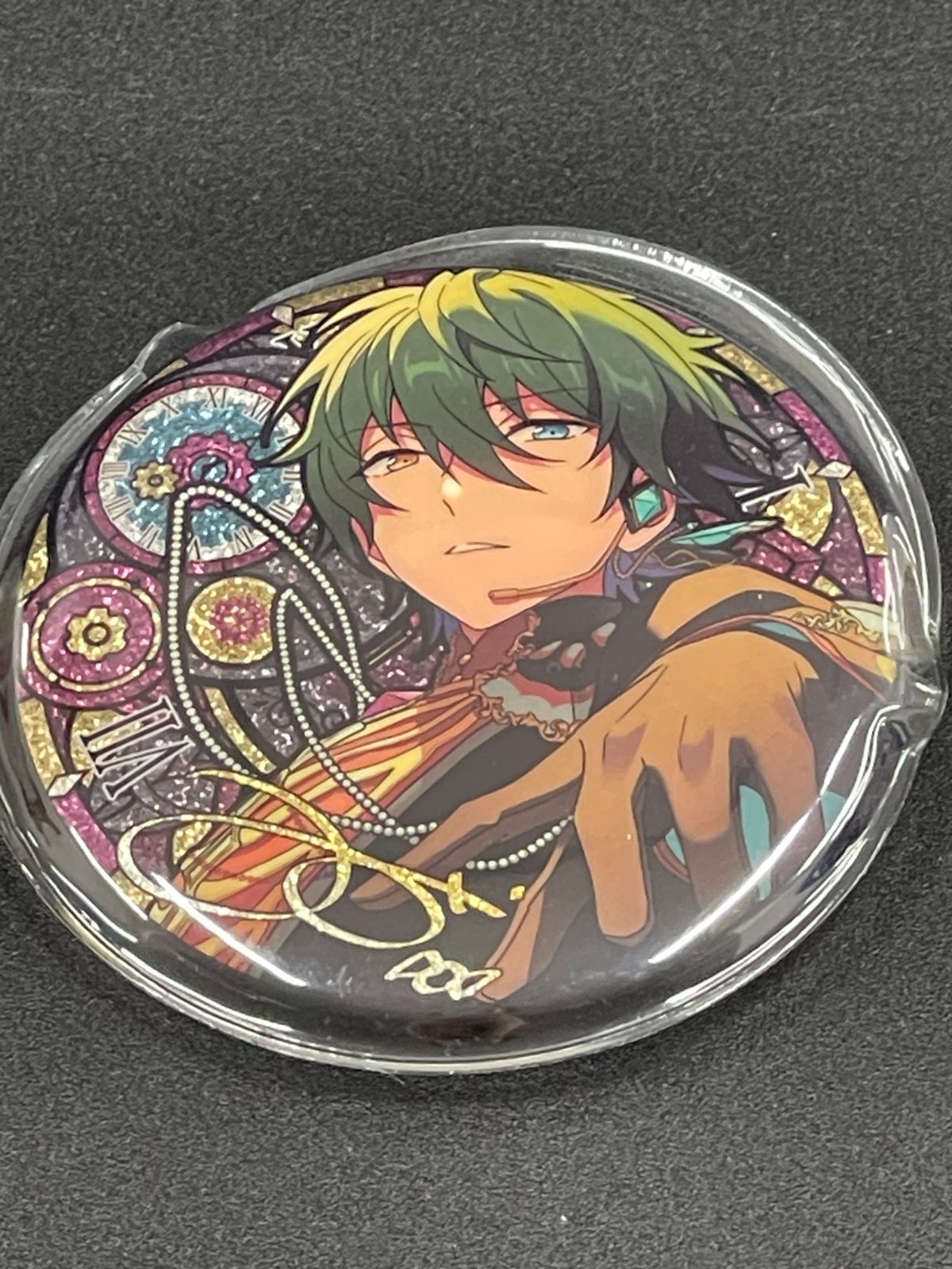 HOT，大得価】 あんスタ 中国 時光缶バッジ 影片みか