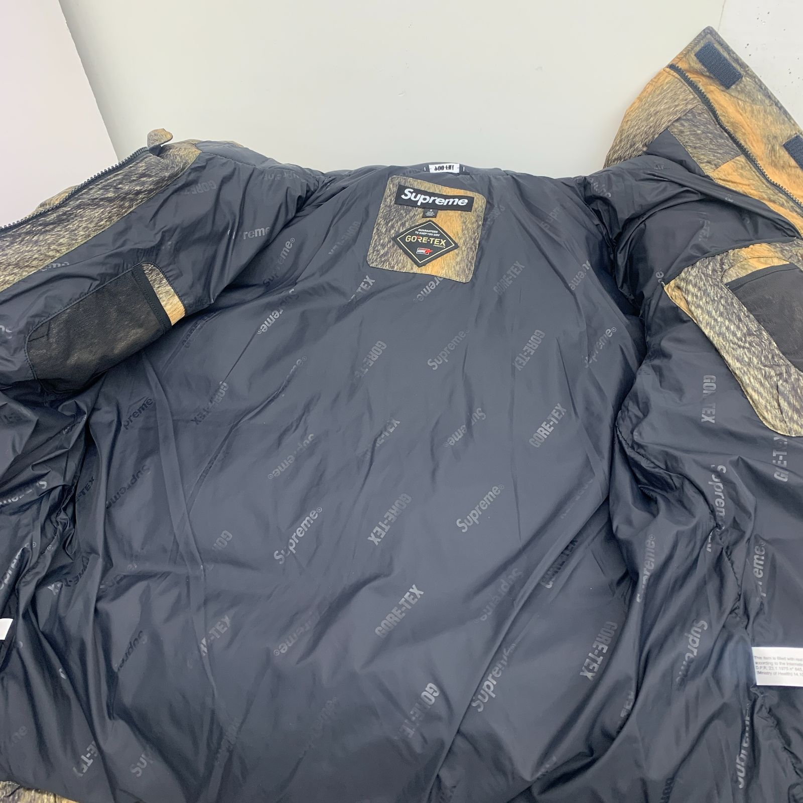未使用 シュプリーム Supreme GORE-TEX 900-Fill ダウンジャケット S 