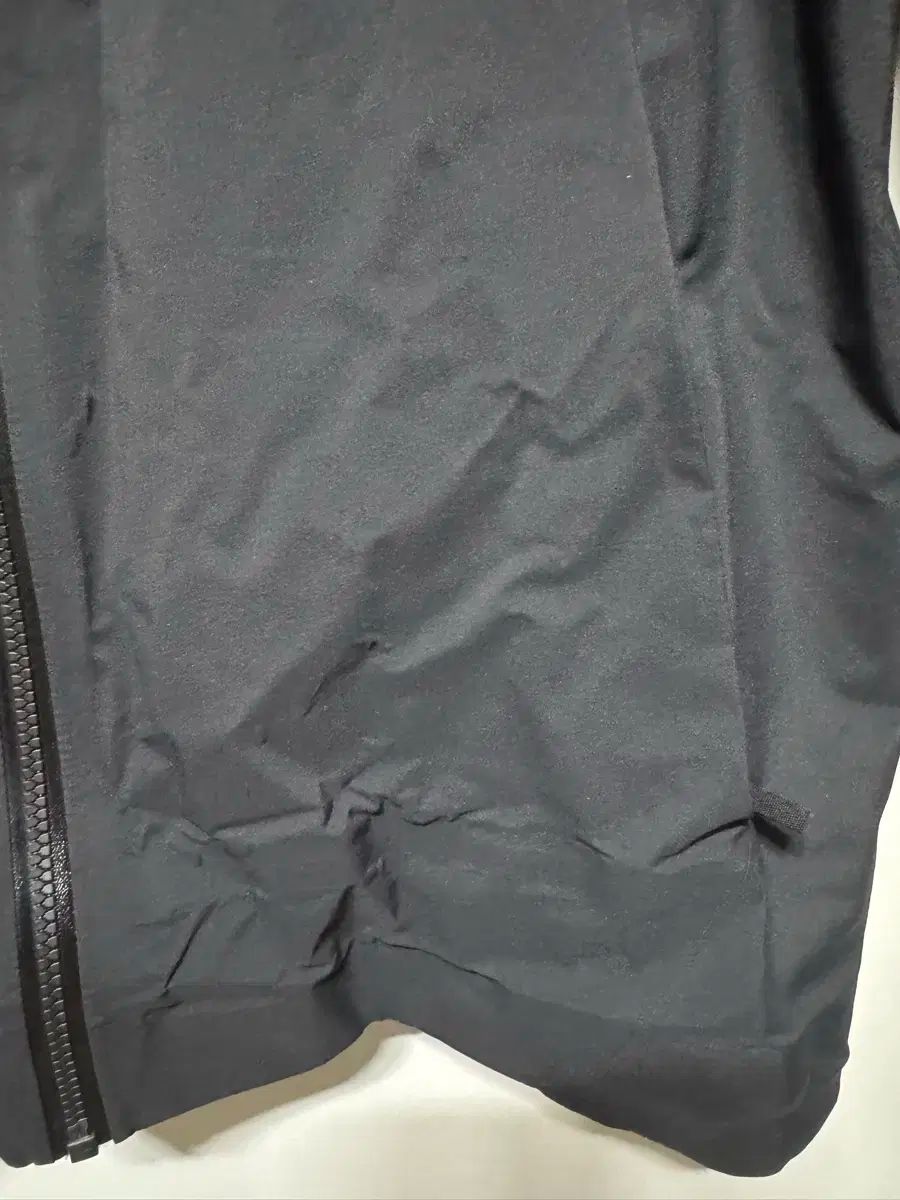 アークテリクス GORE-TEX₍ゴアテックス