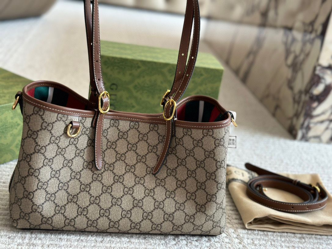 77 オールドグッチ　トートバッグ　ggストリーム ggキャンバス ハンドバッグ