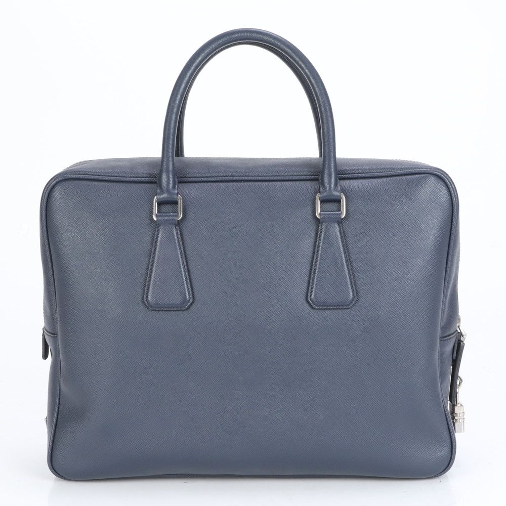 極美品 プラダ ギャランティカード付 三角ロゴ サフィアーノ レザー