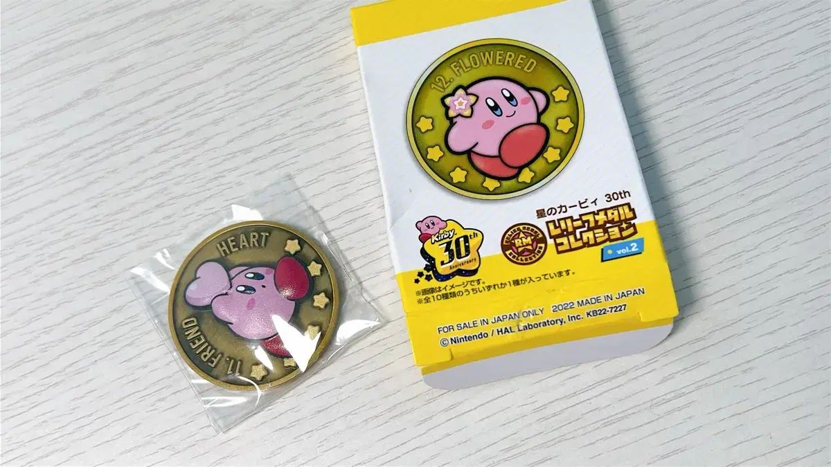 新品 カービー 30 記念日 記念 メタル コイン キーリング 新品 カービー 30 記念日 記念 メタル