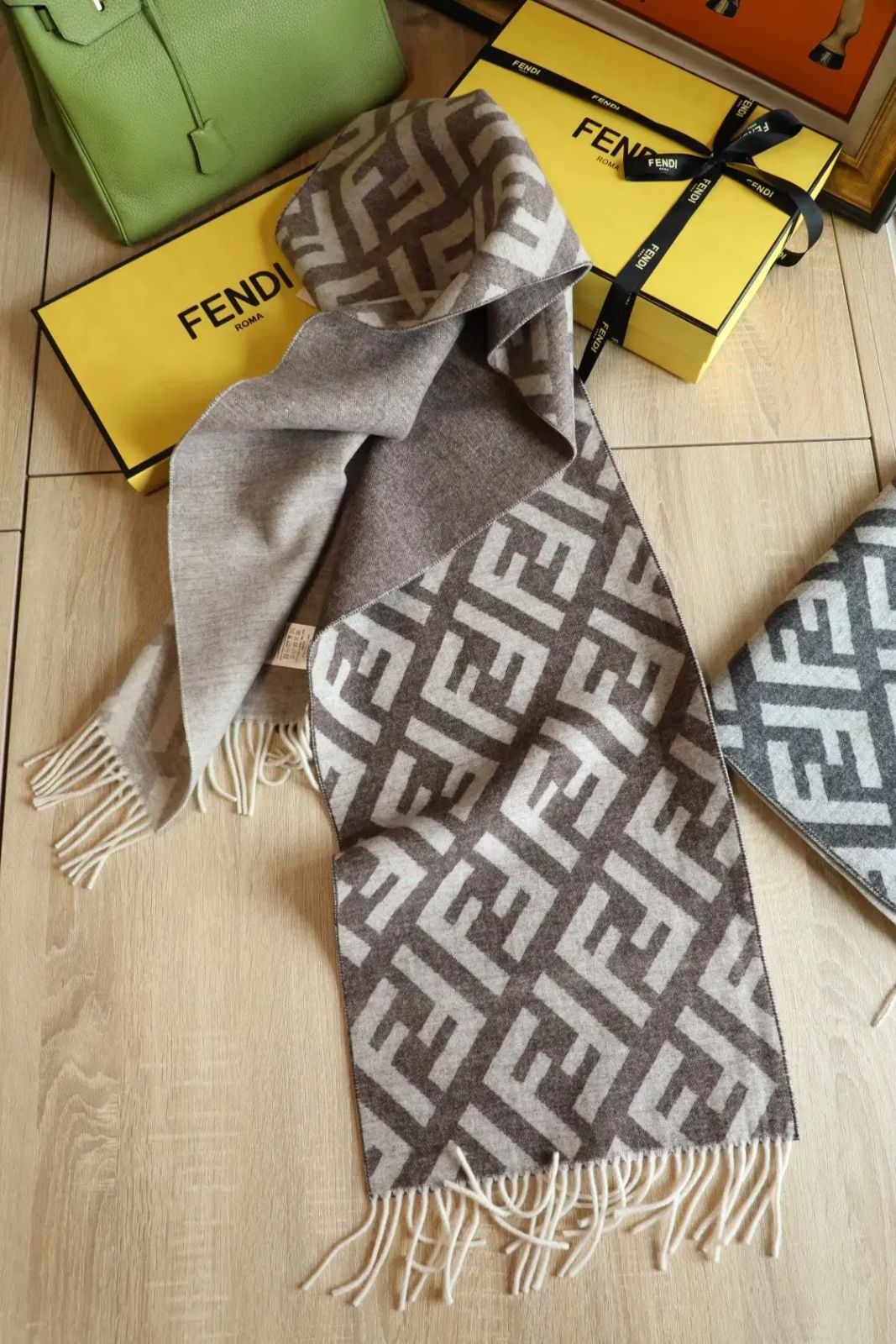 FENDI フェンディ マフラー ストール メンズ デザイナーズ スカーフ