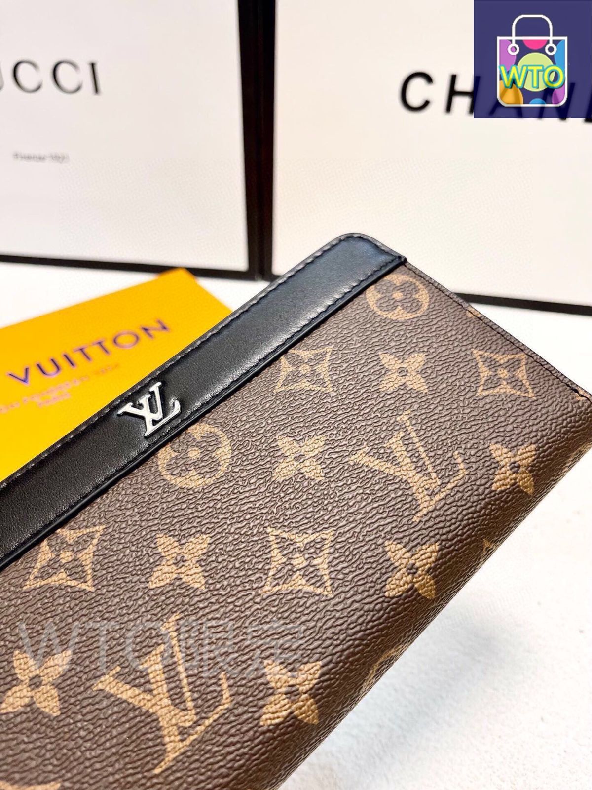 オリジナル頭層牛皮使用