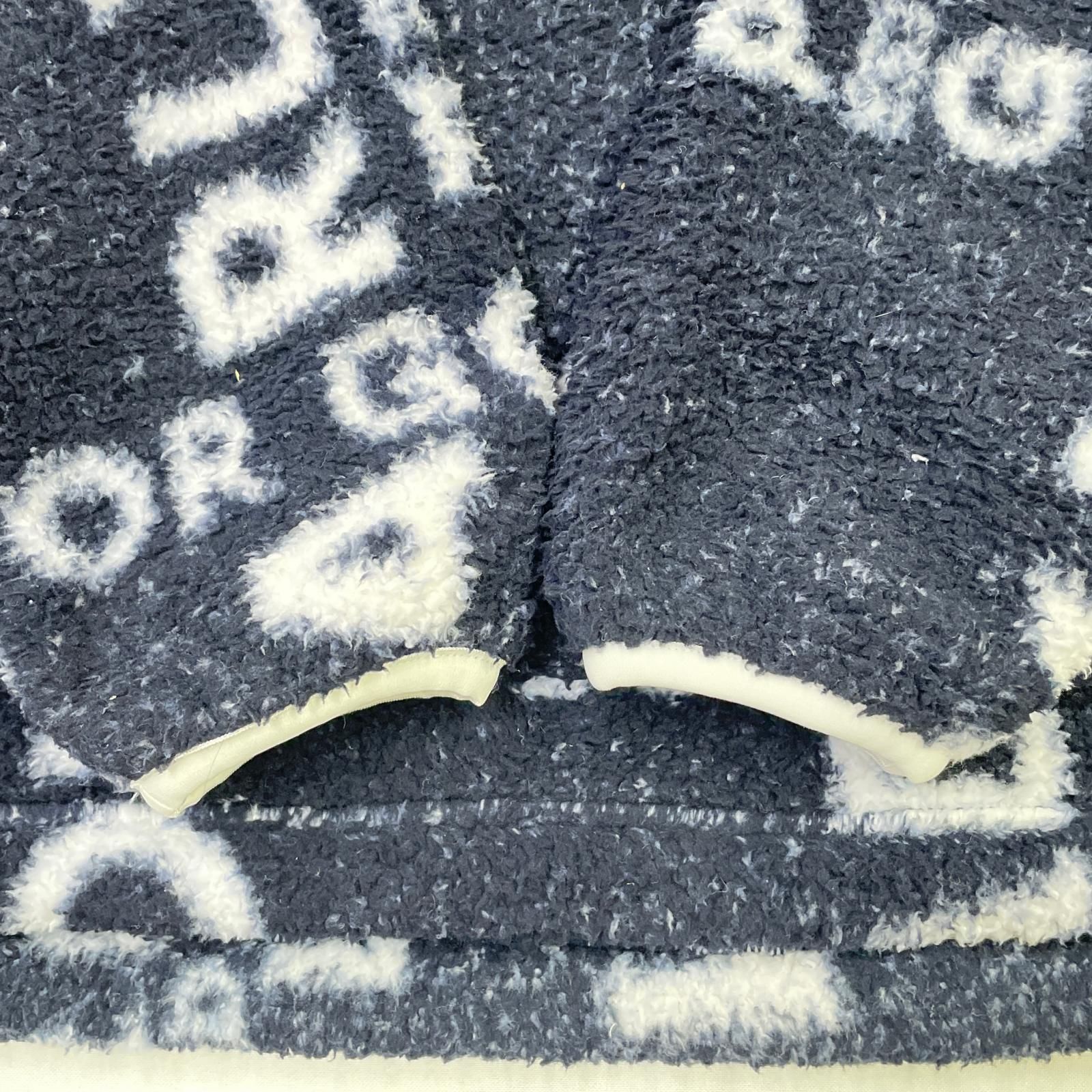 防寒 長袖フーディー×スカート