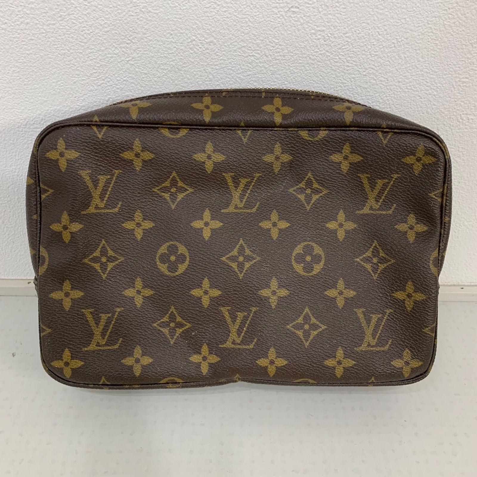 LOUIS VUITTON ルイヴィトン トゥルース トワレット 23 コスメ