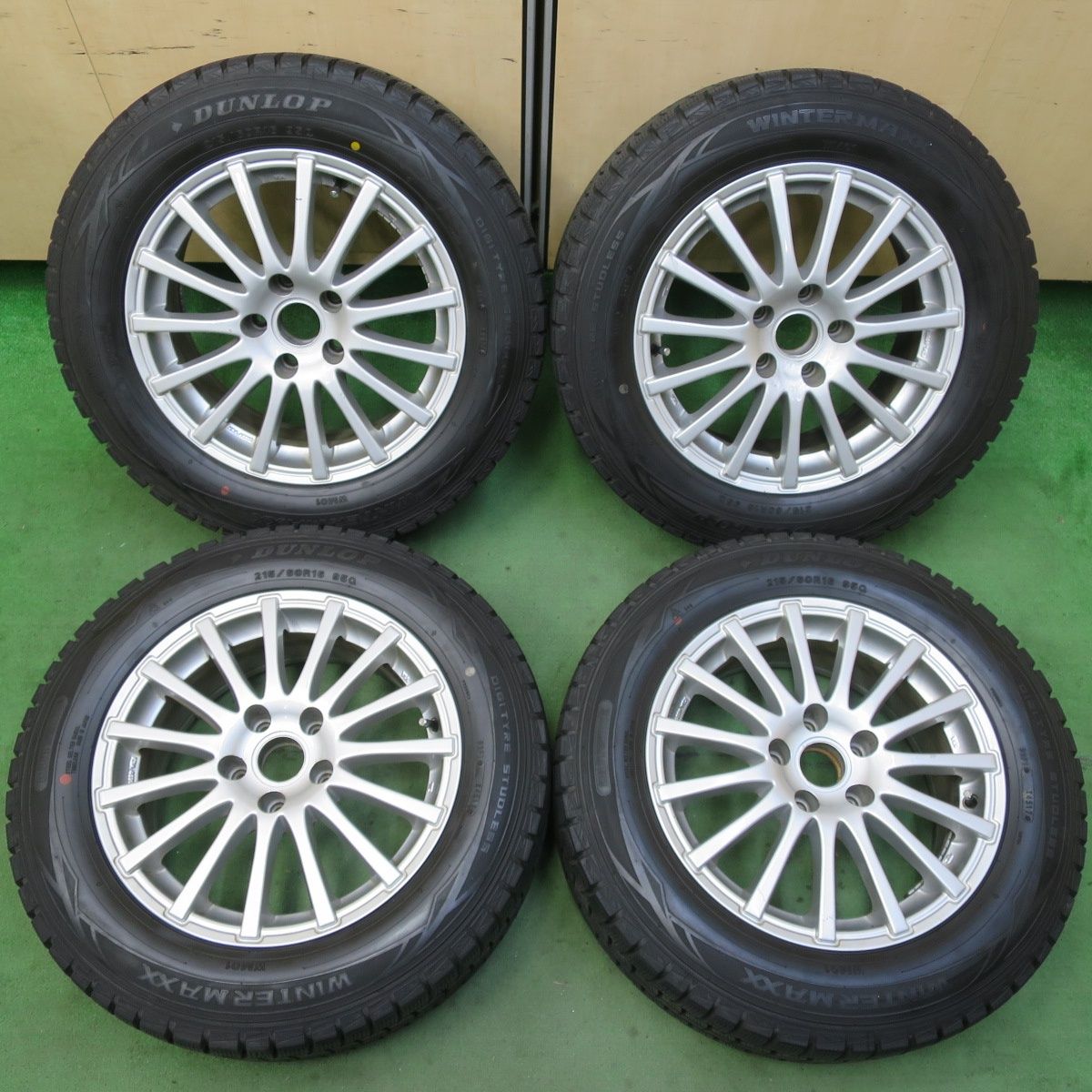 バリ溝 美品DUNLOP WINTER MAXX 215/60R16 4本セット Amazon.co