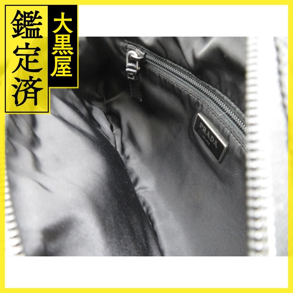 j77【極美品】プラダ　三角ロゴ　ナイロンブラック　ウエストポーチボディバッグ 希少✨プラダ ウエストポーチ ボディバッグ 三角ロゴ ナイロン 黒 白