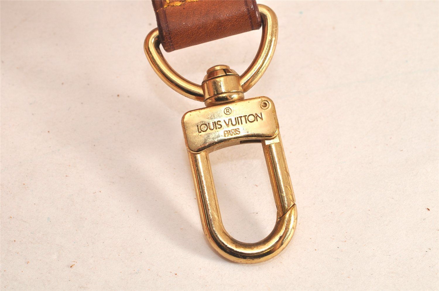 Louis Vuitton レザー ストラップ ベージュ　値下げ可 LOUIS VUITTON ルイヴィトン レザー ショルダーストラップ