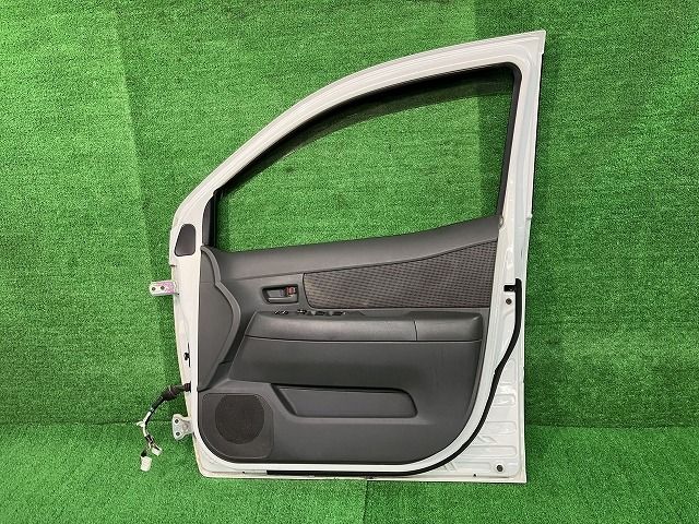 ラウム NCZ25 右フロントドア Cパッケージ NEOエディション 4WD アサヒ  