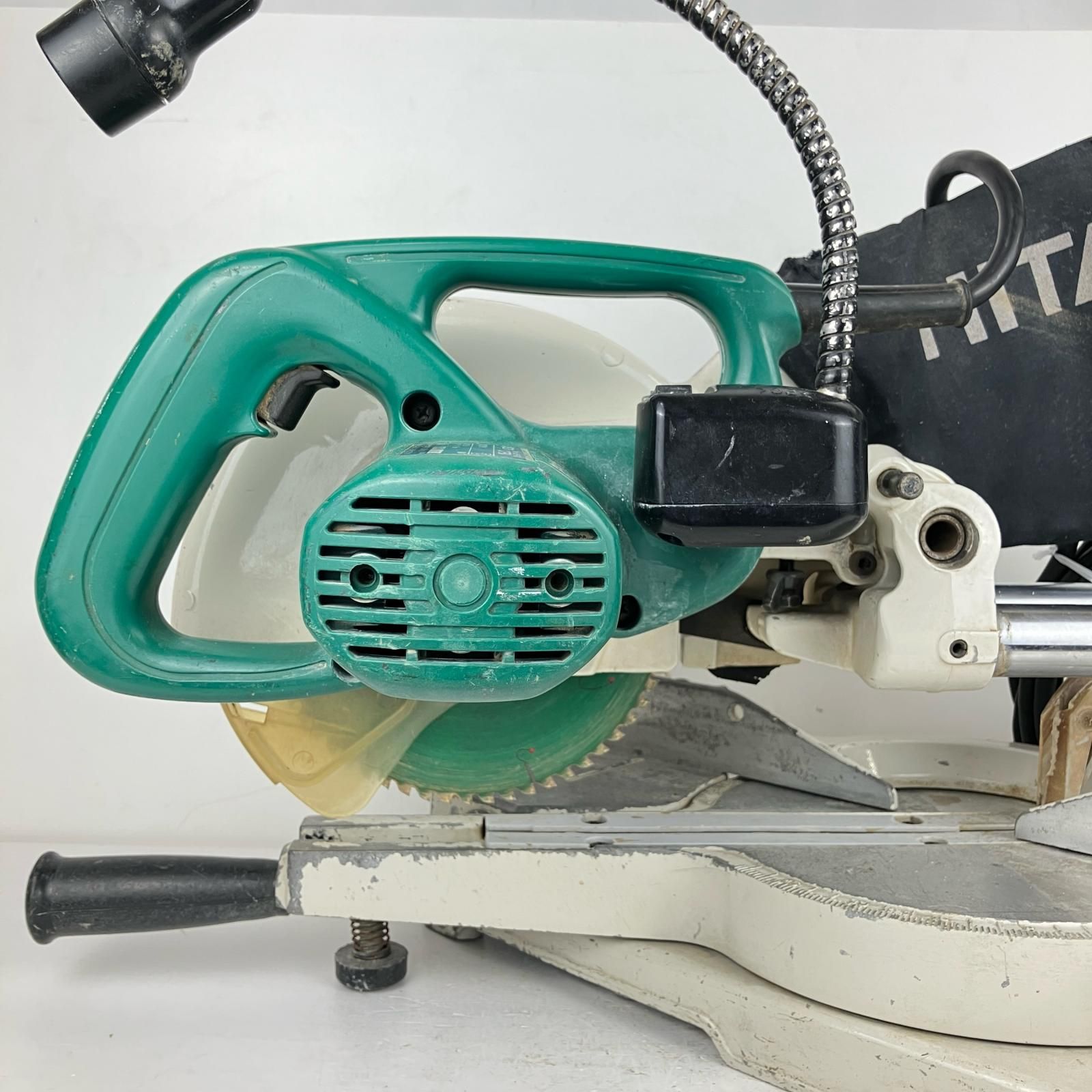 ЗЗHITACHI 日立 100v 190mm スライド丸のこ 本体のみ C7FSA