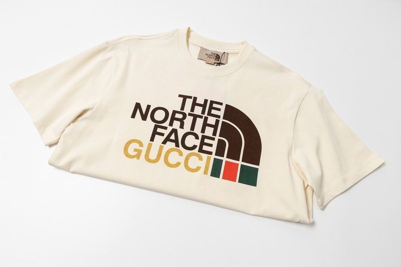 確実正規品❗️ GUCCI × THE NORTH FACE コラボ Tシャツ GUCCI x THE NORTH FACE グッチ ノースフェイス 第二弾 限定
