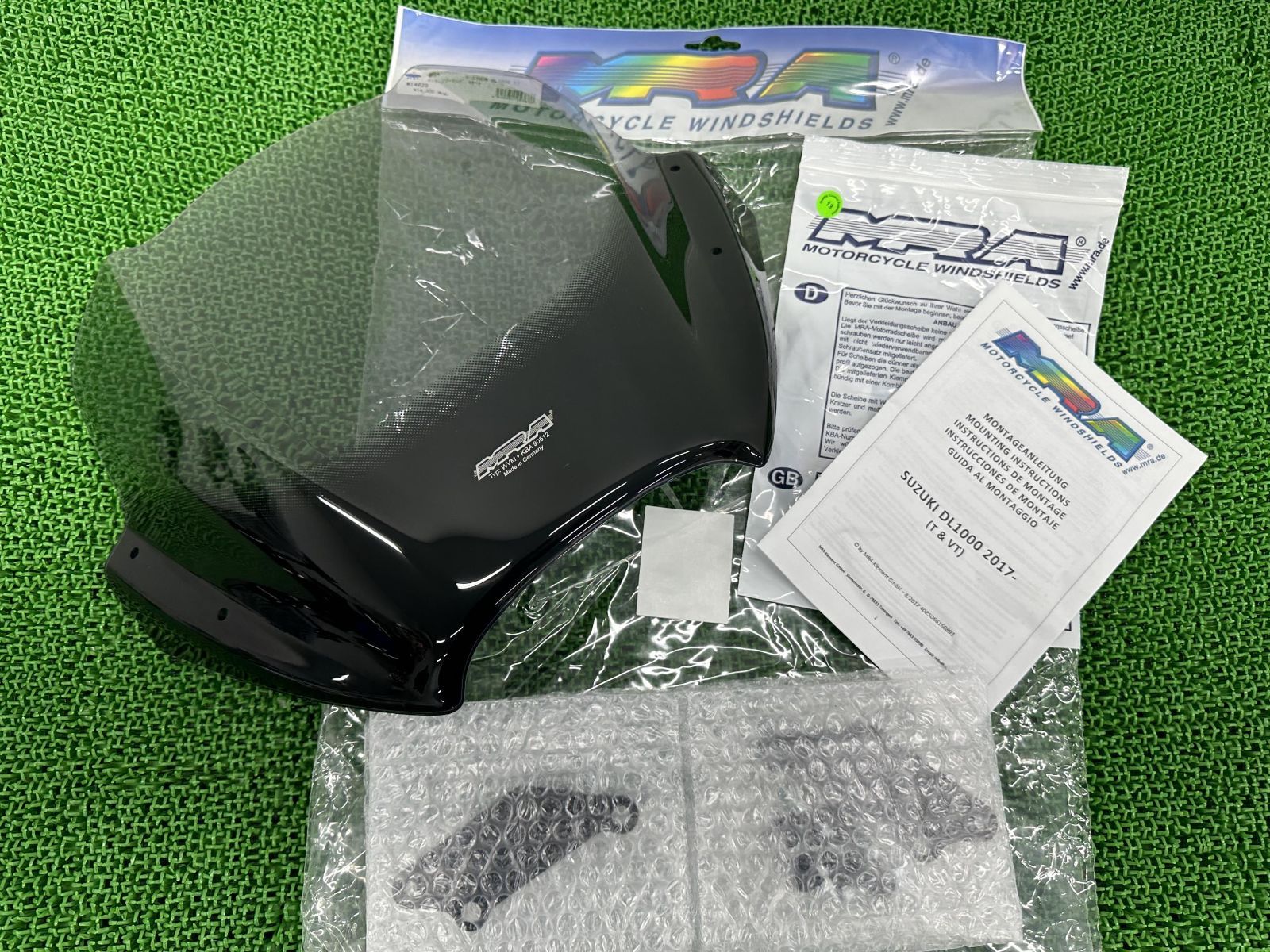 MRA製Vストローム1000 XT スクリーン MT462S 社外 新品 バイク 部品 VU51A 17年～19年 スモーク ツーリングスクリーン 未使用品