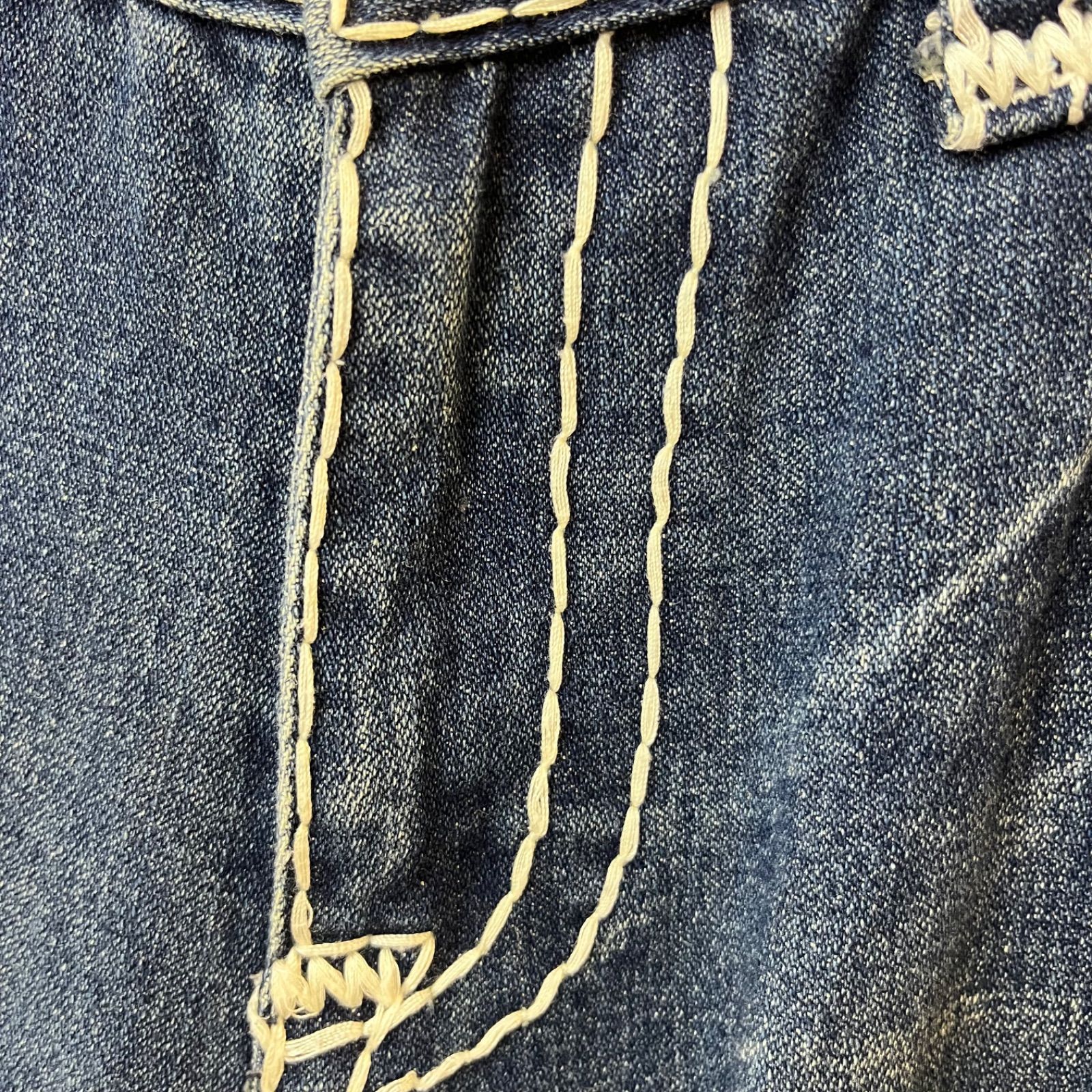 TRUE RELIGION BILLY SUPER T ダメージデニム TRUE RELIGION BILLY SUPER T ダメージデニム TRUE RELIGION