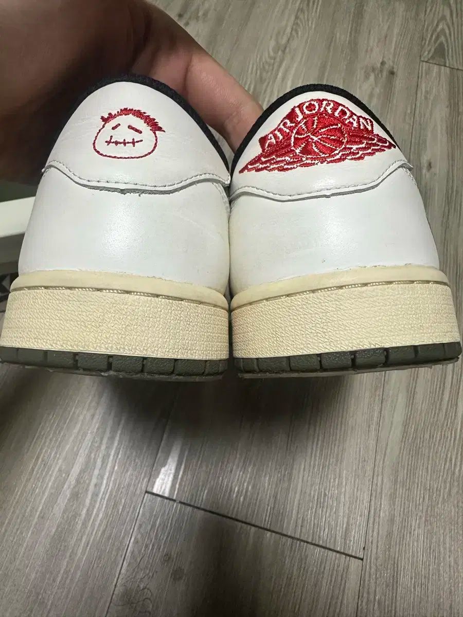 ジョーダン1 スコット