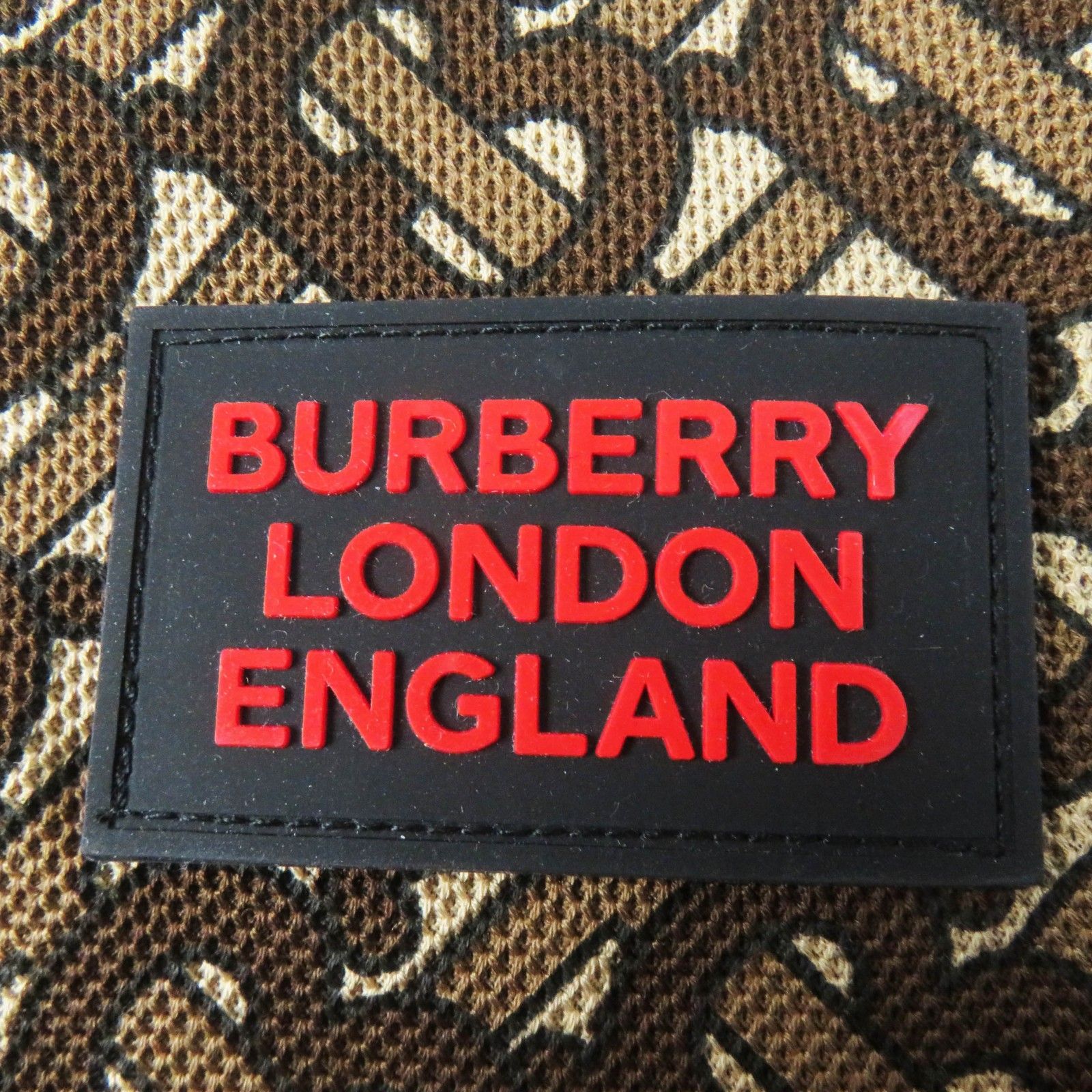 美品◎BURBERRY バーバリー 8018544 TBモノグラム ラバーロゴ