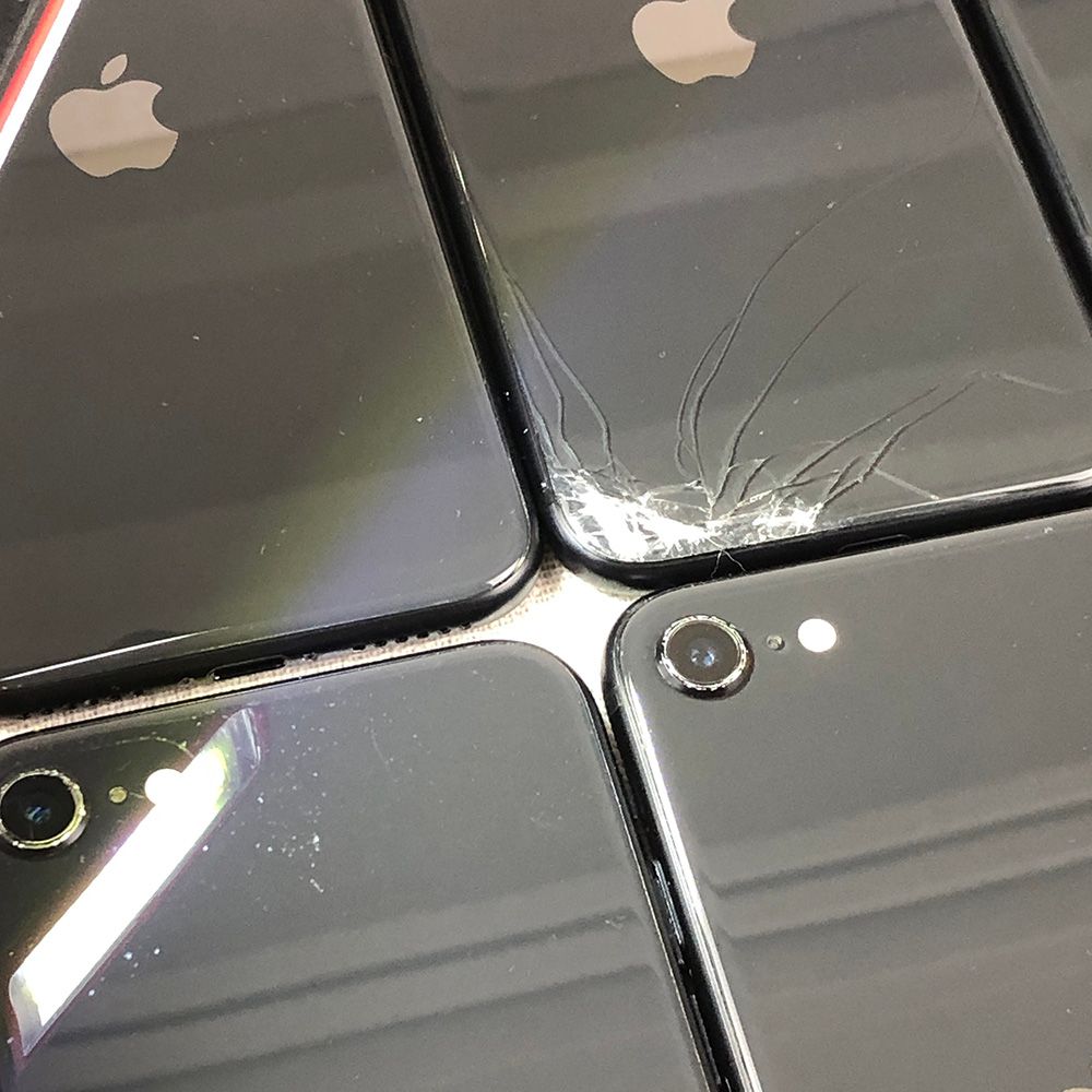 ★【ジャンク】Apple iPhone Se第2世代 A2296 64GB UQ mobile、第2世代「iPhone SE」128GB/64GBモデルを8/27発売