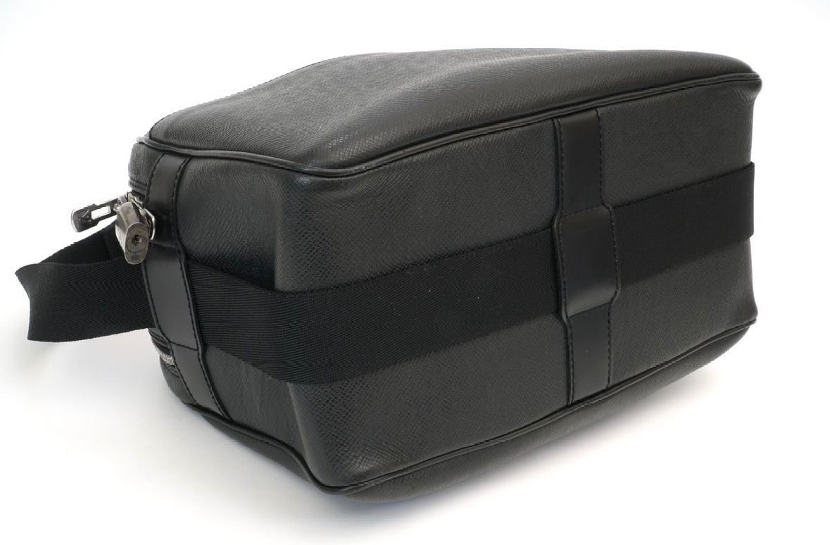 ルイヴィトン M30156 タイガ リポーター クロスボディ ショルダーバッグ 楽天市場】LOUIS VUITTON ルイ ヴィトン タイガ リポーターPM