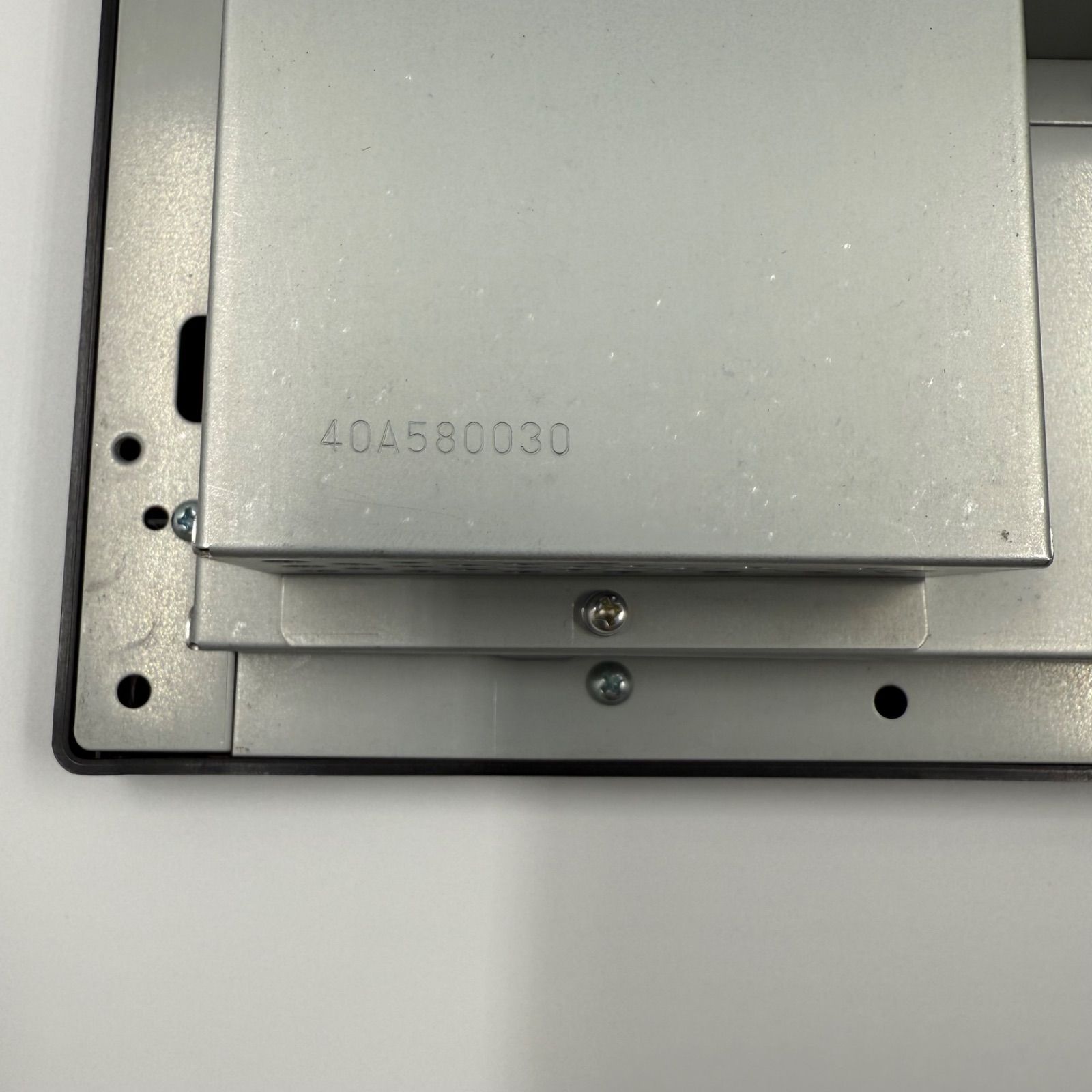 三菱電機エンジニアリング FA環境対応15型液晶組込みタッチパネルモニター