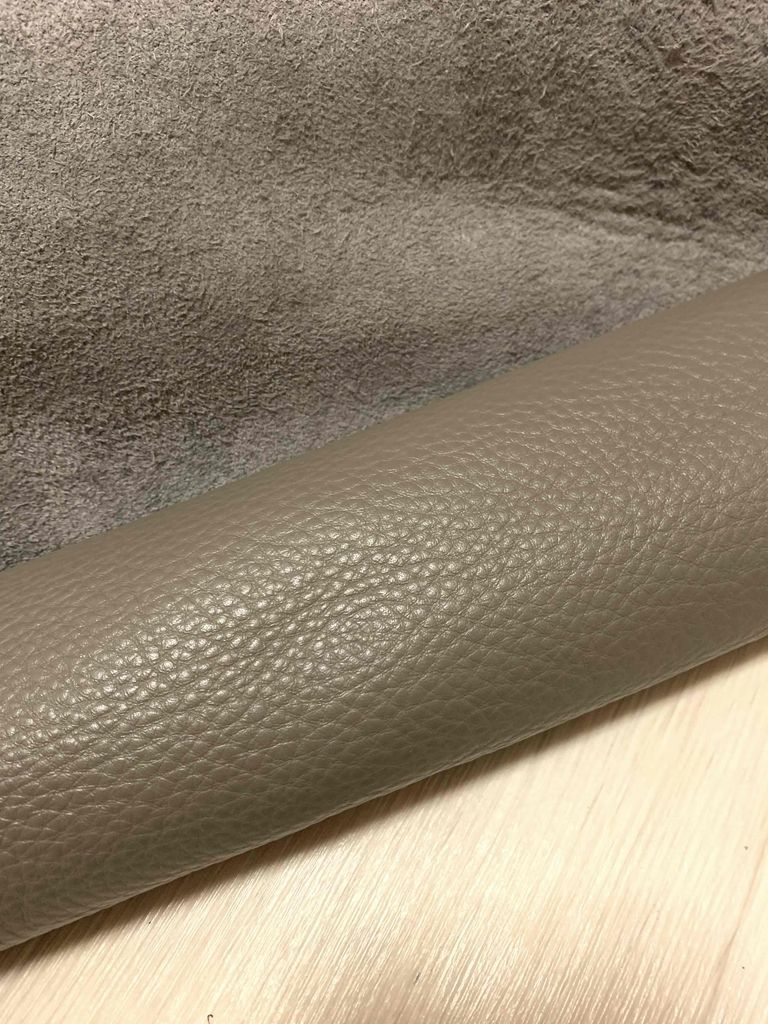 グレー系 276ds クロム革 牛革 イタリア レザー シュリンク加工 はぎれ 一枚革 レザークラフト 革 皮 本革 diy 生地 材料