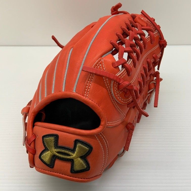 中古品 アンダーアーマー UNDER ARMOUR 軟式 外野手用グローブ QBB0253