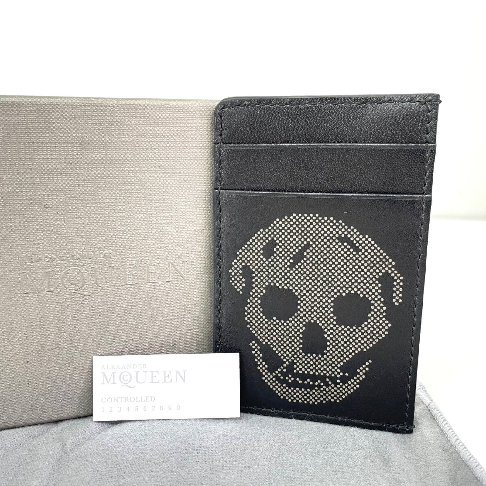 Alexander McQueen スカルスタッズ付きカードケース 美品 - カードケース