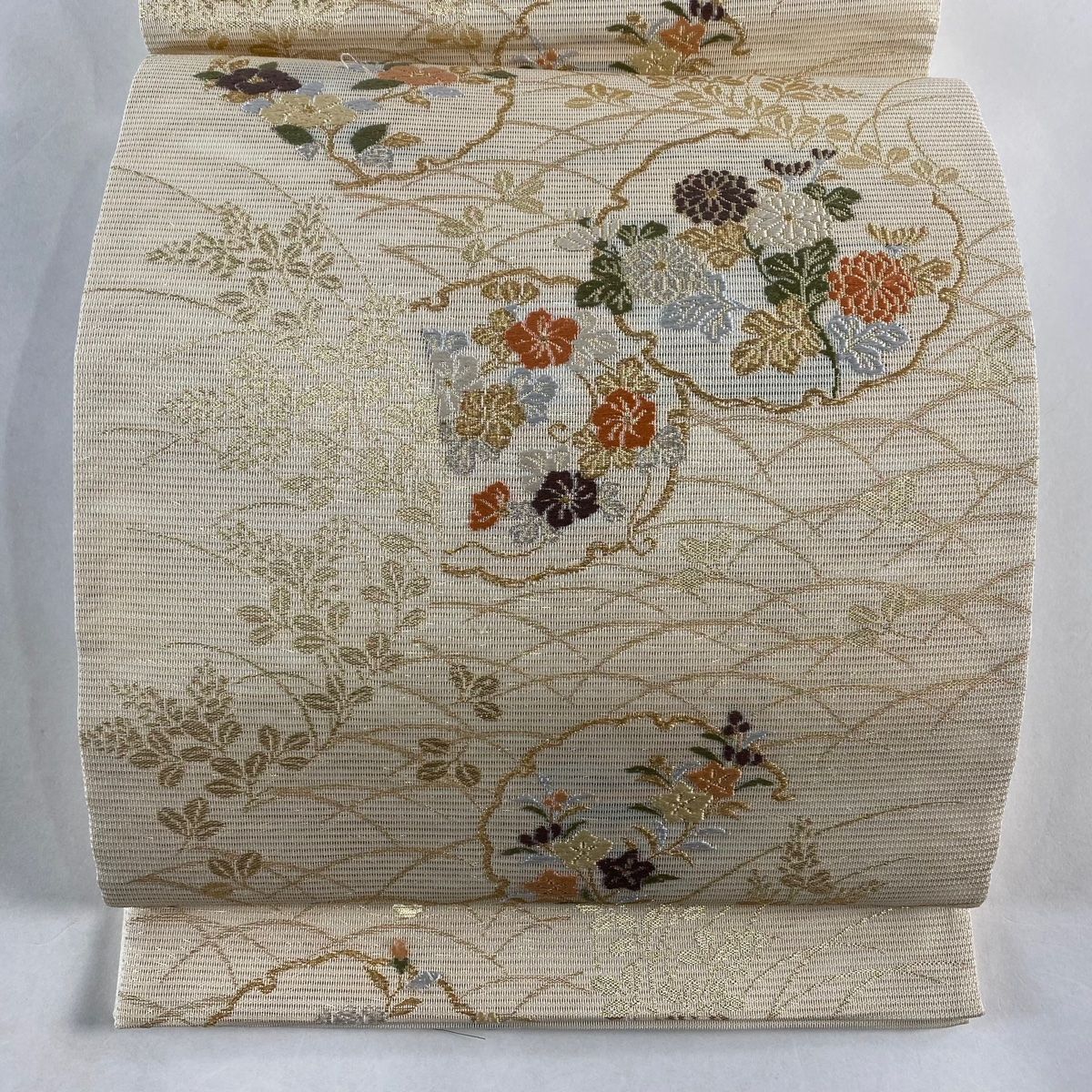 袋帯 名品 夏帯 草花 雪輪 刺繍 金糸 ベージュ 六通 正絹