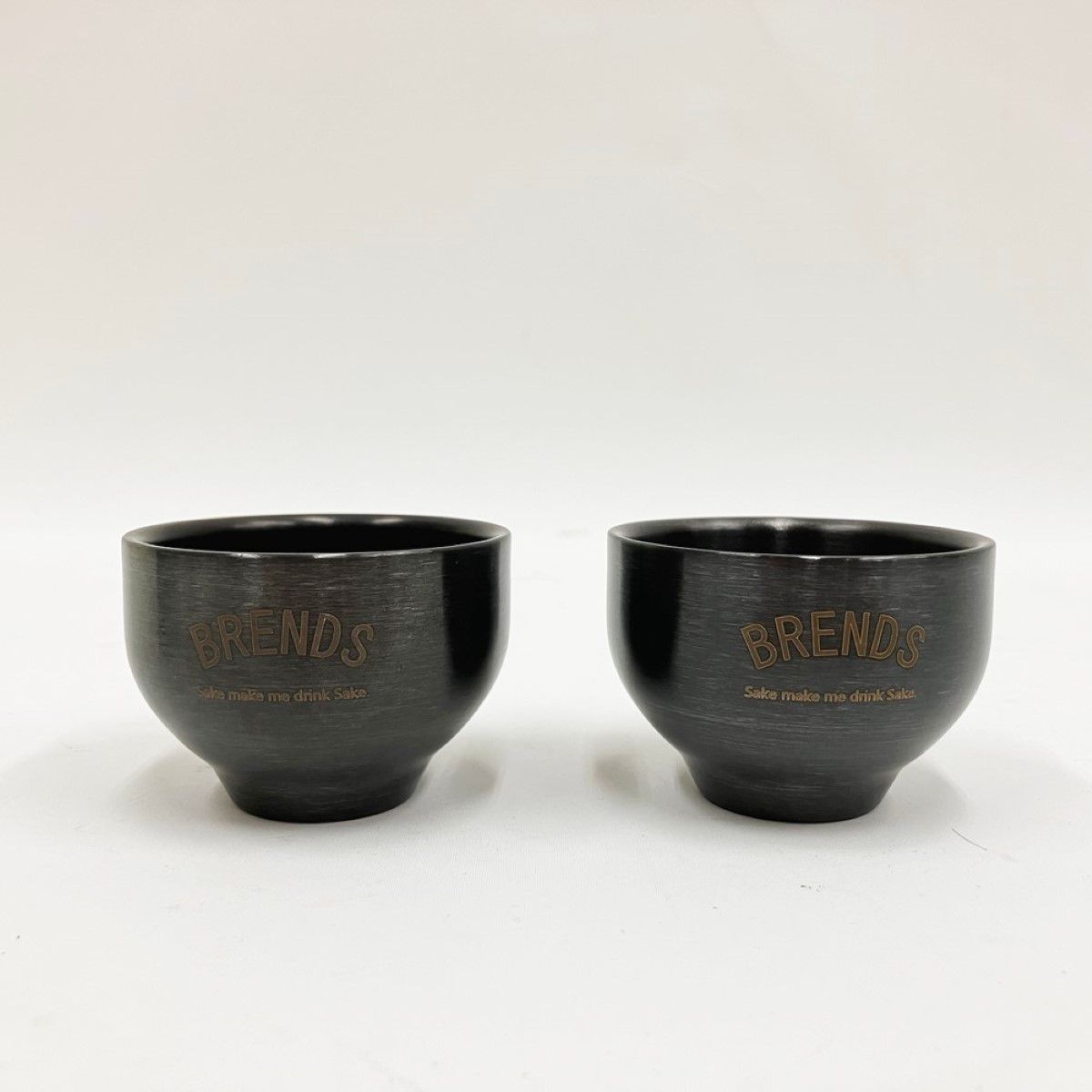 〇〇BRENDS