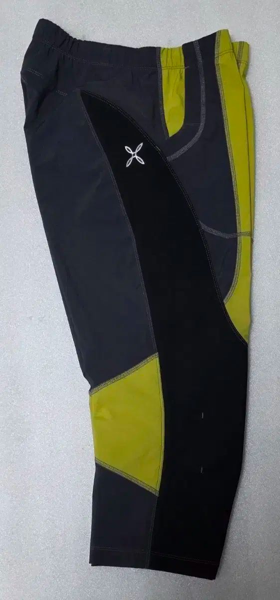 MONTURA 春と夏用