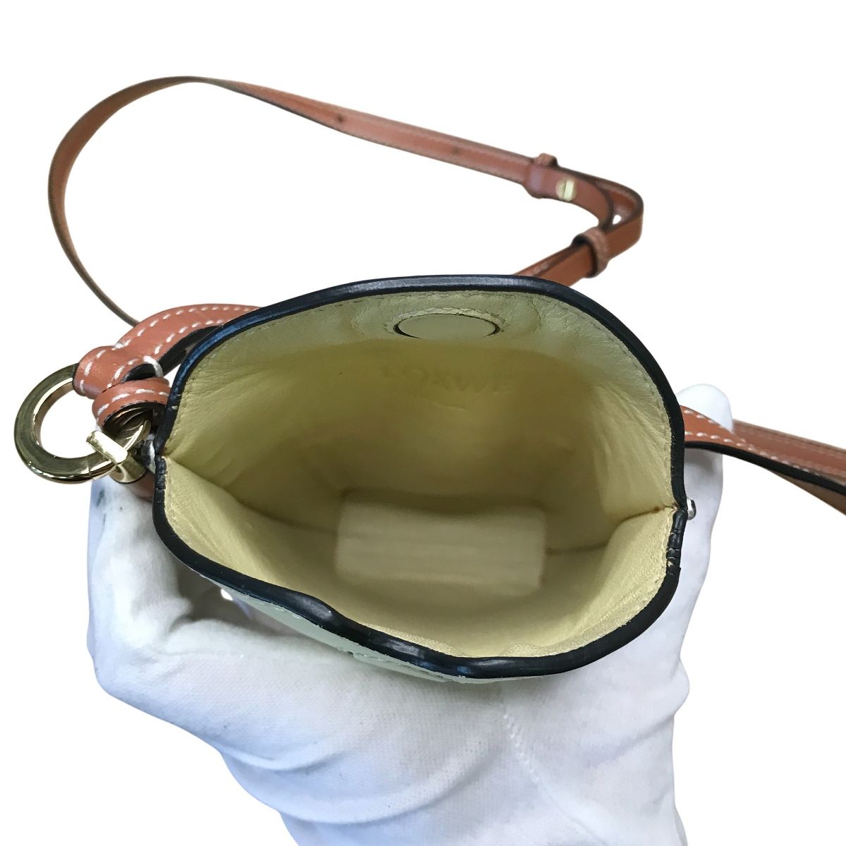 黄色 クロスボディー