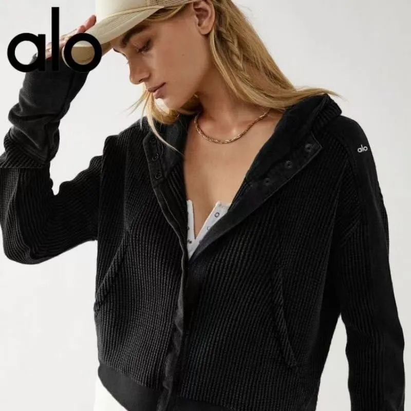 alo フーディージップアップパーカーショート丈