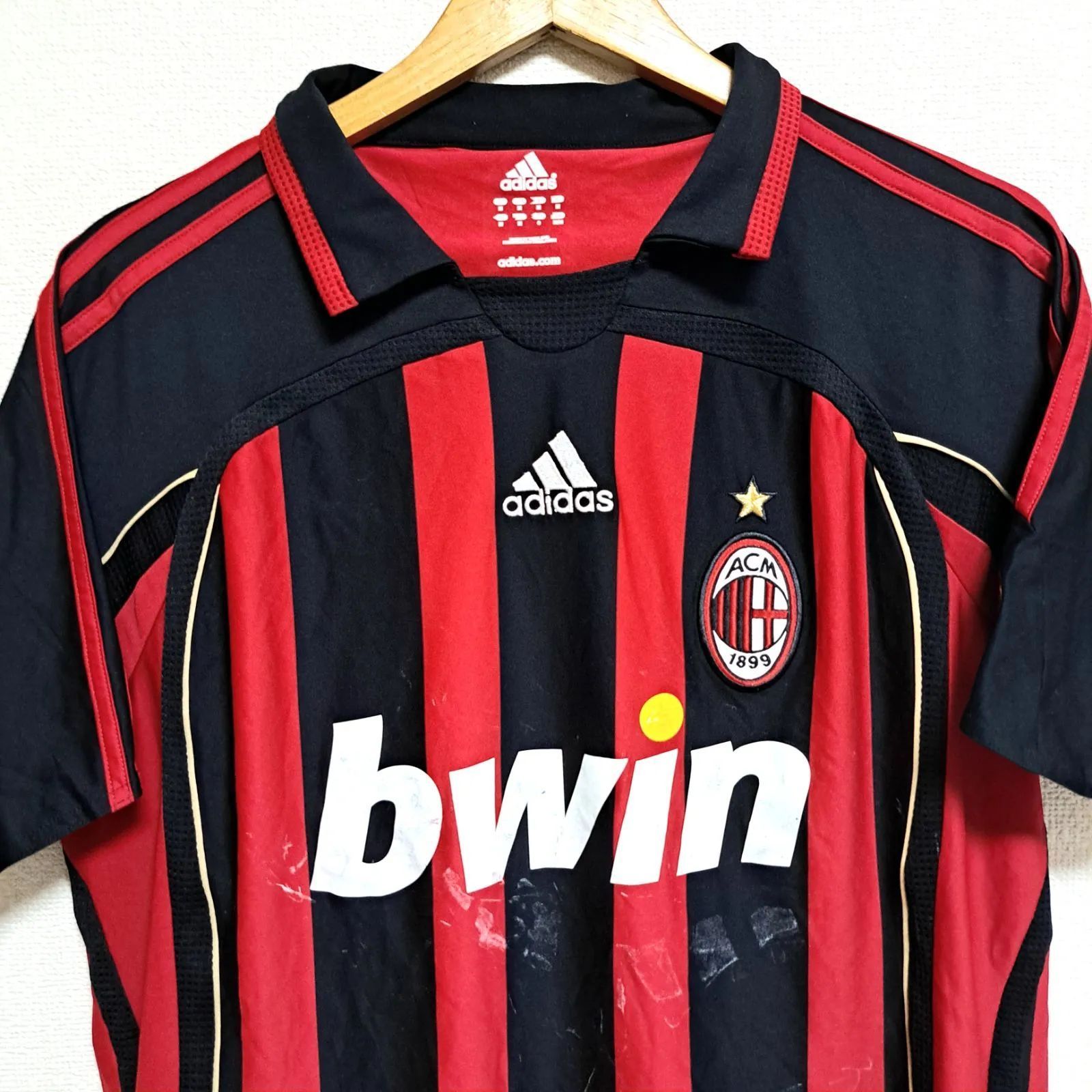 大きいサイズ(^w^)b adidas ACミラン ユニフォーム ストライプ柄 赤