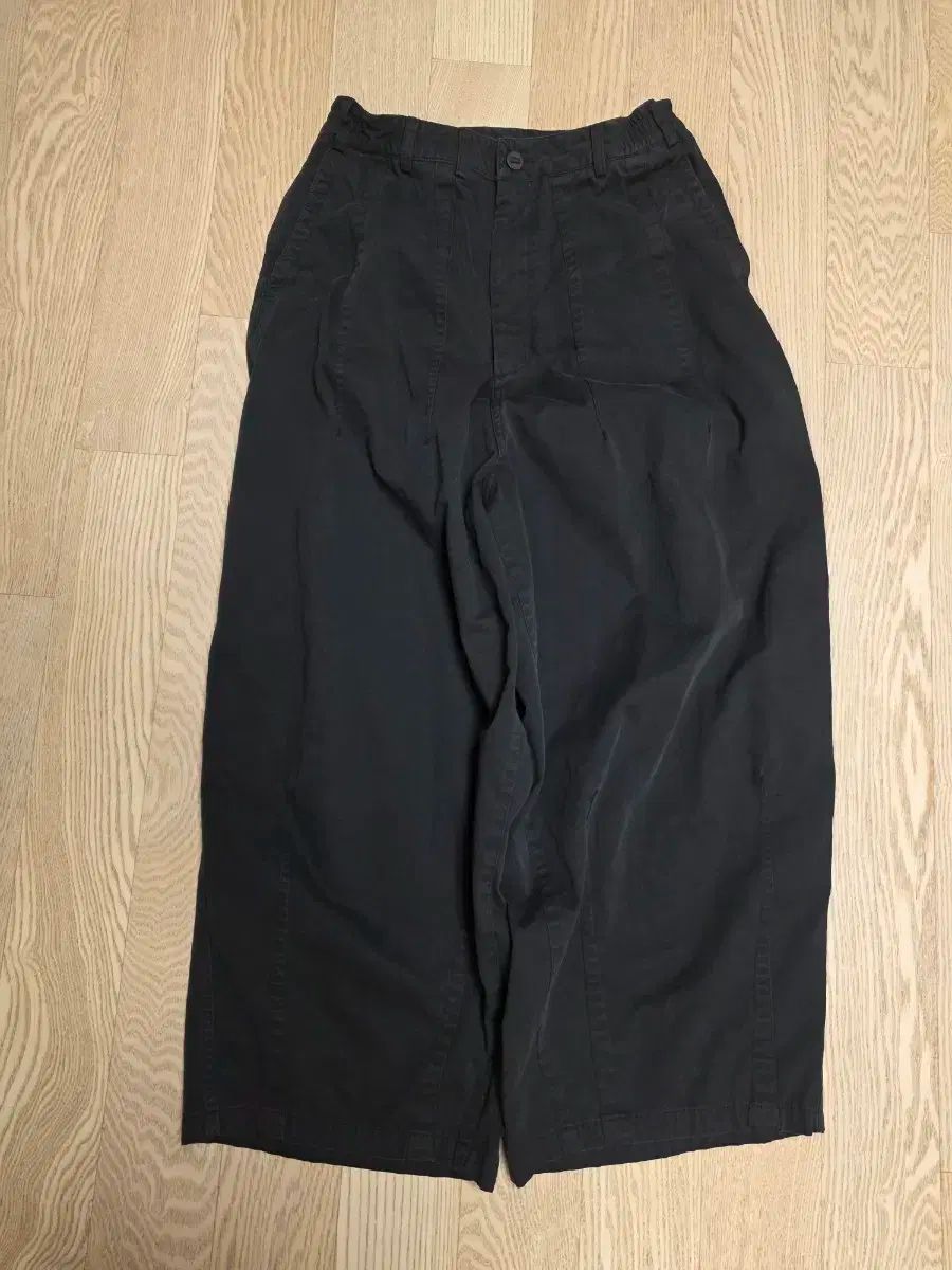 1 Years ago バルーンチノ ブラック