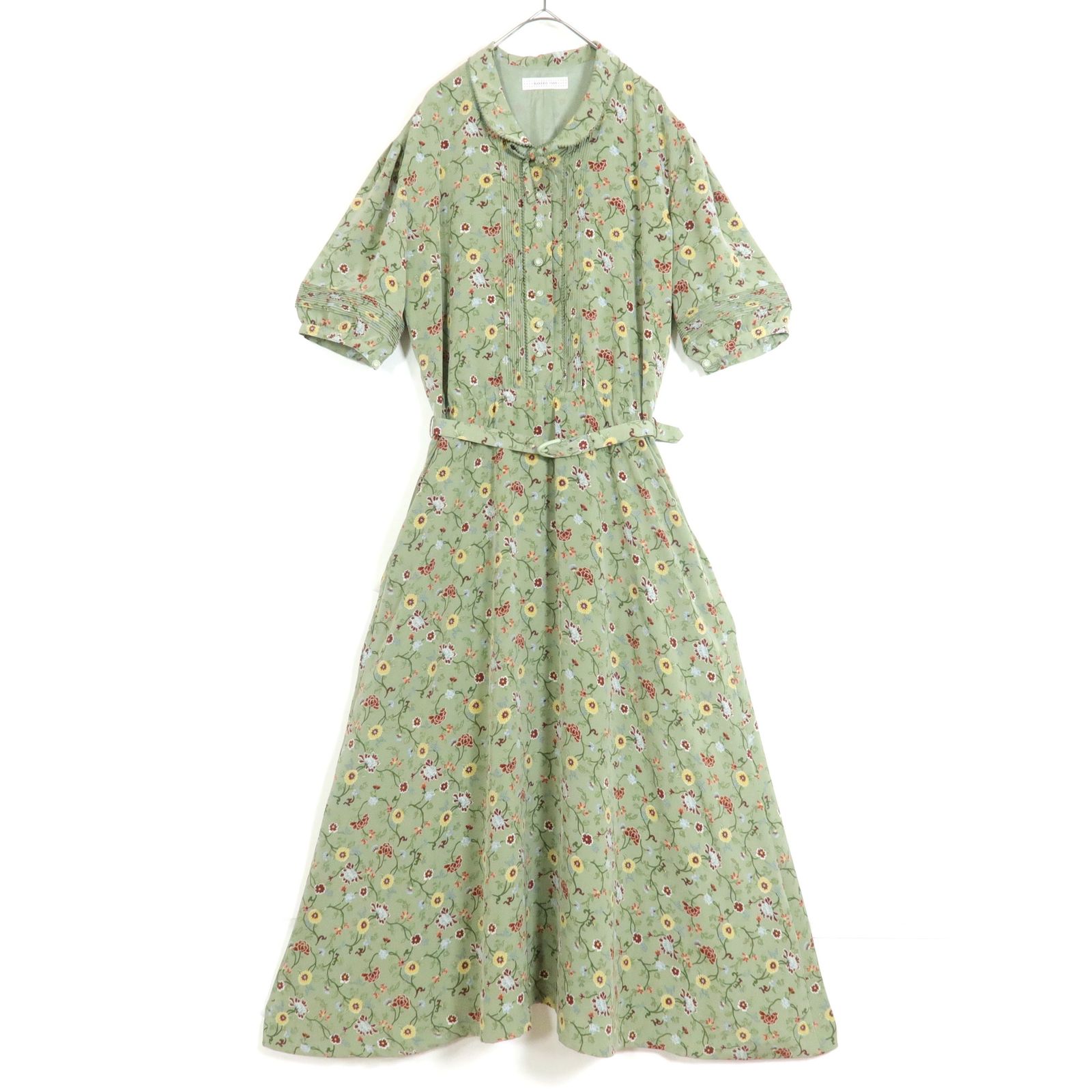 カネコイサオ☆花柄の素敵なワンピース☆美品 美品 カネコイサオ☆花柄の素敵なワンピース☆美品 美品