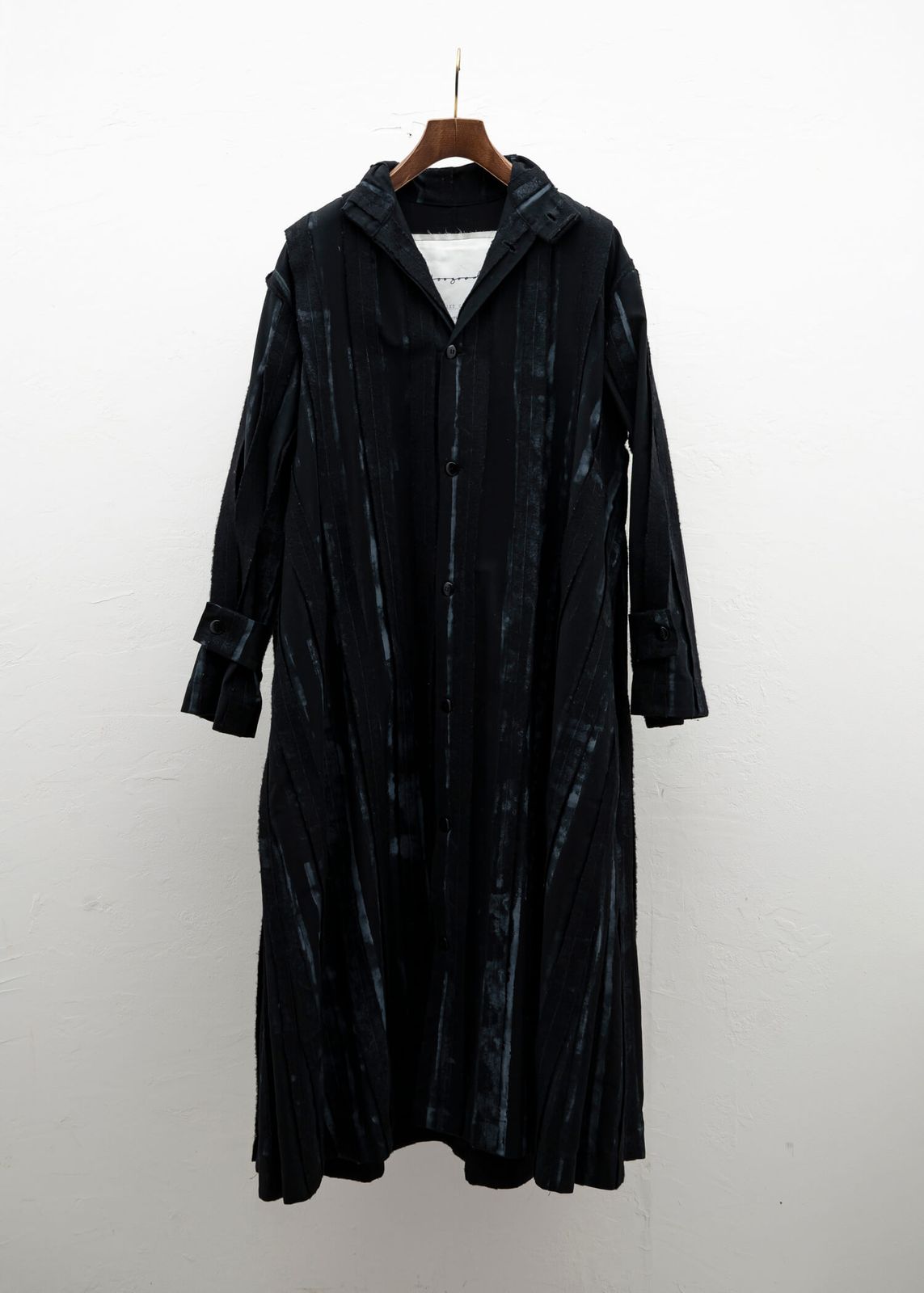toogood トゥーグッド ARTIST COAT 20着限定（ミラベラオムで通販可 