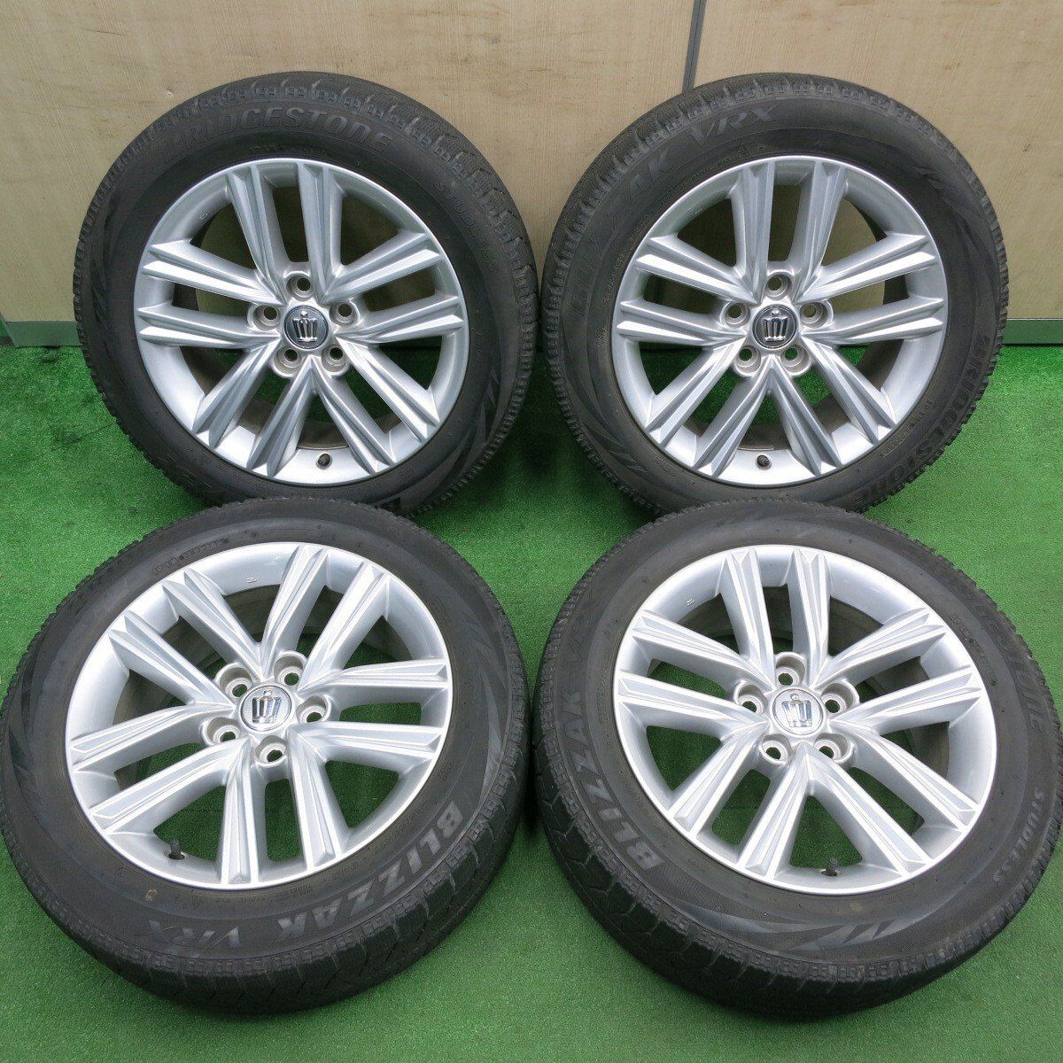 4本価格 トヨタ 210系 クラウン 純正 215|55R17 スタッドレス ブリヂストン VRX 17インチ PCD114.3|5H 4123004HAス