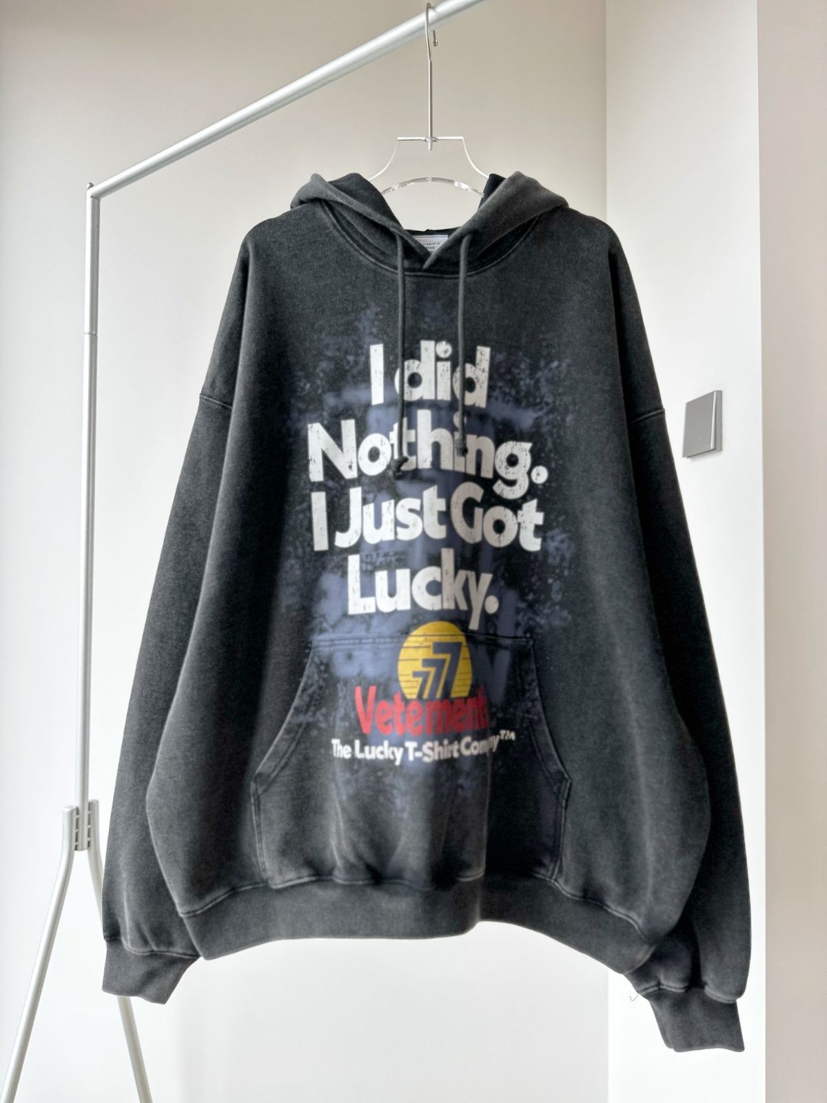 【大人気】VETEMENTS·ヴェトモン 23SS フード付き パーカー サイズL