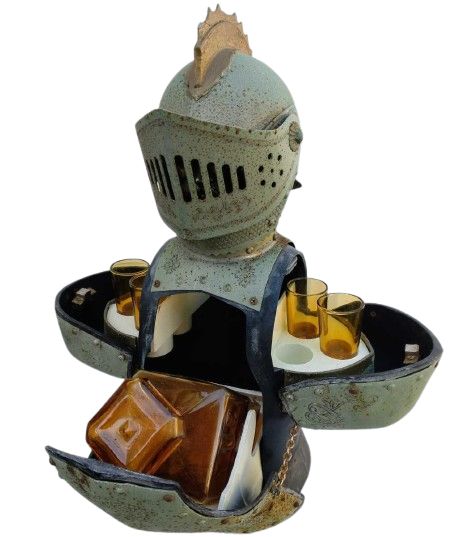 西洋甲冑 騎士 ボトルケース ニッカ ウイスキー アンティーク NIKKA ウイスキー ボトルケース 西洋 甲冑 騎士 鎧 オルゴール