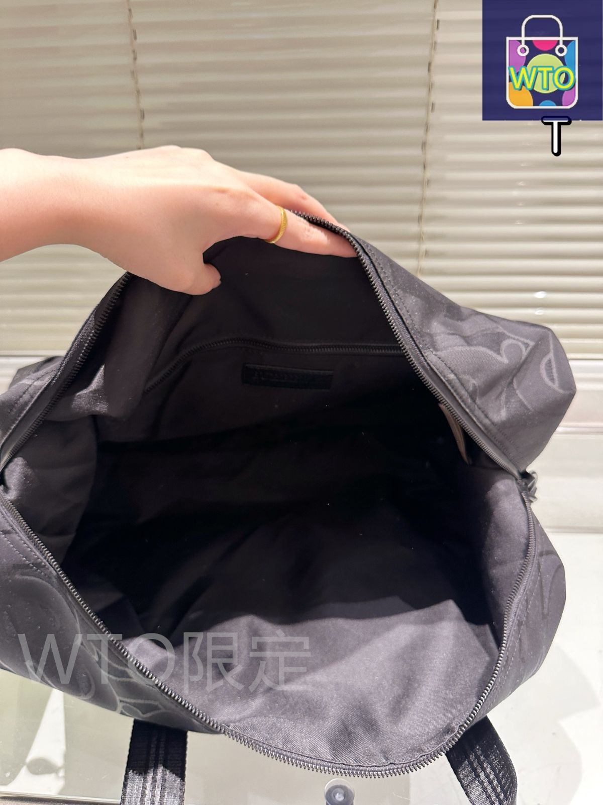 BURBERRY グリッド トラベルバッグ 【関税送料込】 今日特価】Burberry クラシック トラベルバッグ 50cm - メルカリ