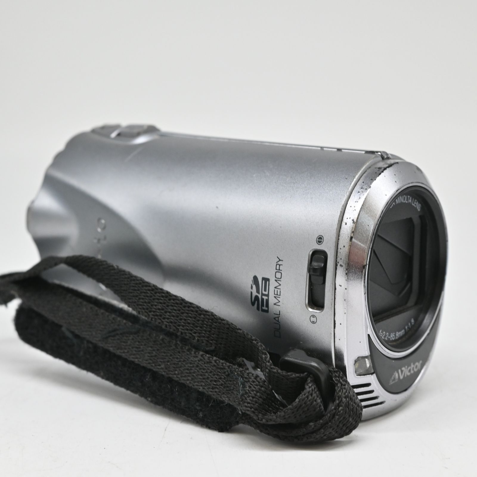 Victor ビクター GZ-MS230RU 難有品】Victor GZ-MS230 シルバー ビデオカメラ - メルカリ