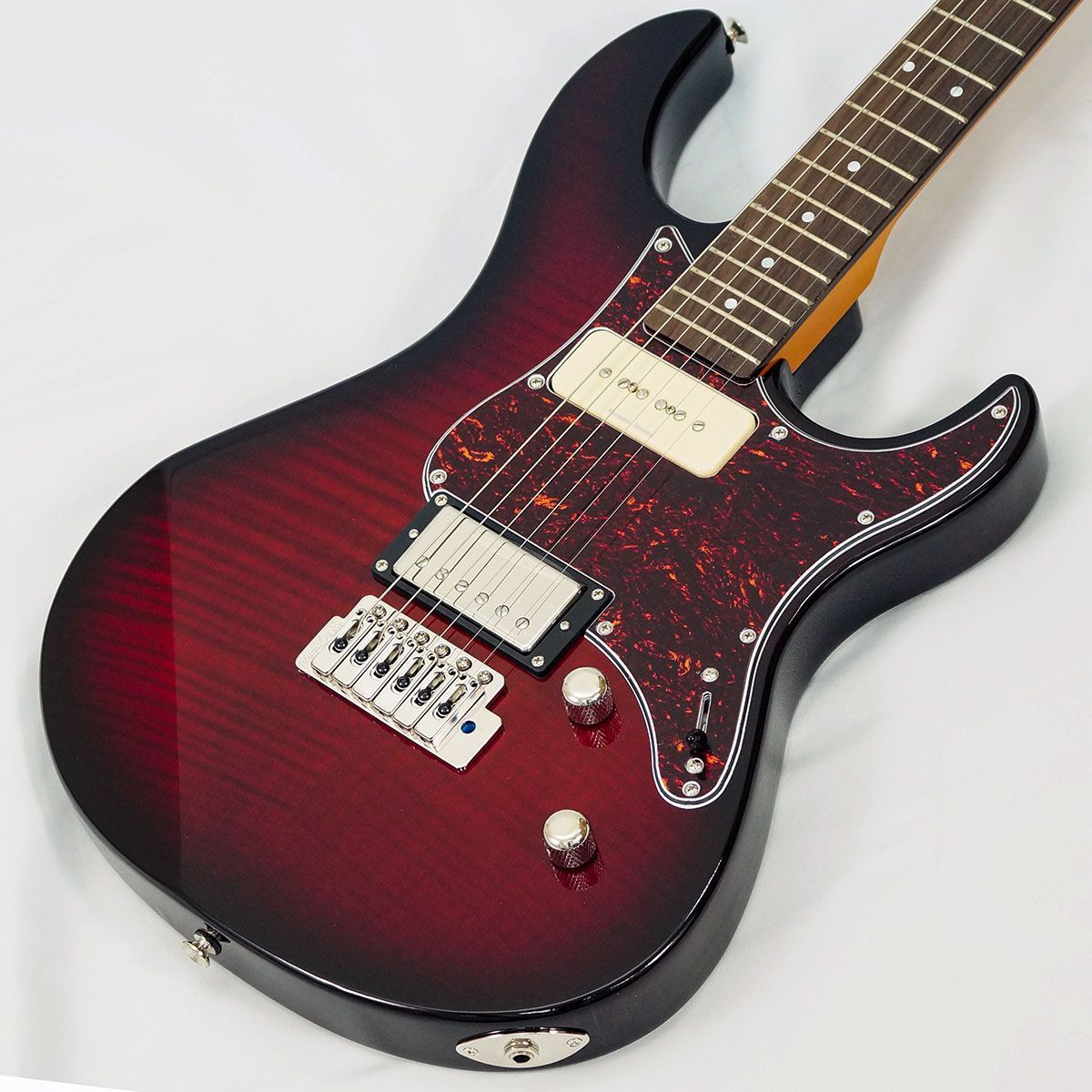 YAMAHA PACIFICA611VFM