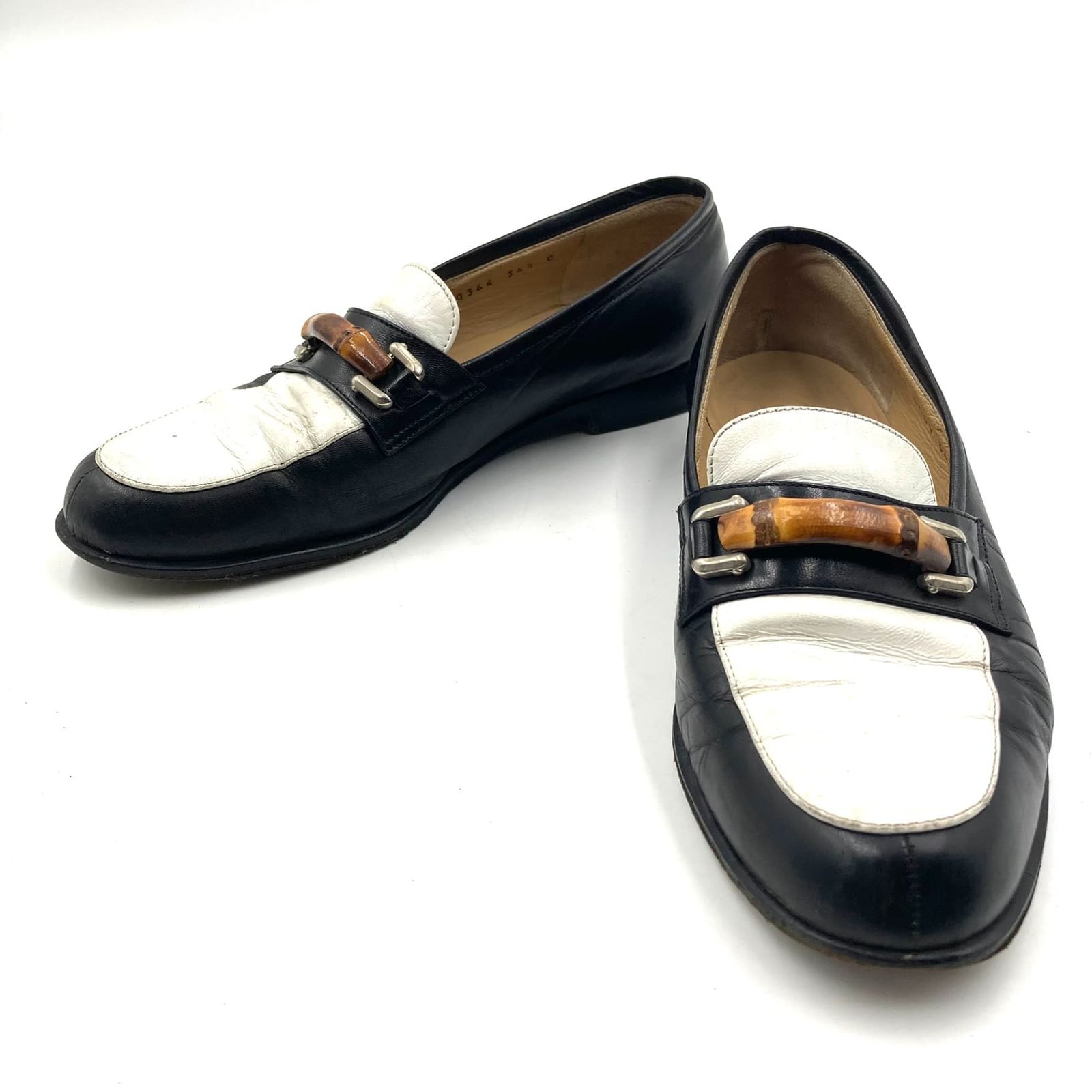 GUCCI バンブー レザーローファー ホワイト 箱付き 37 1/2サイズ GUCCI バンブー レザーローファー ホワイト 箱付き 37 1/2サイズ