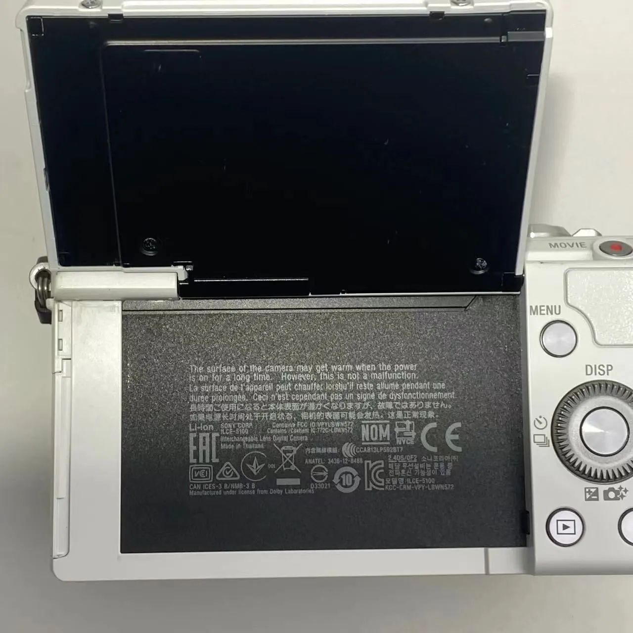 ソニーSONYa5100 ミラーレス 単焦点 SEL16F28 パンケーキレンズ ソニーSONYa5100 ミラーレス 単焦点 SEL16F28 パンケーキレンズ