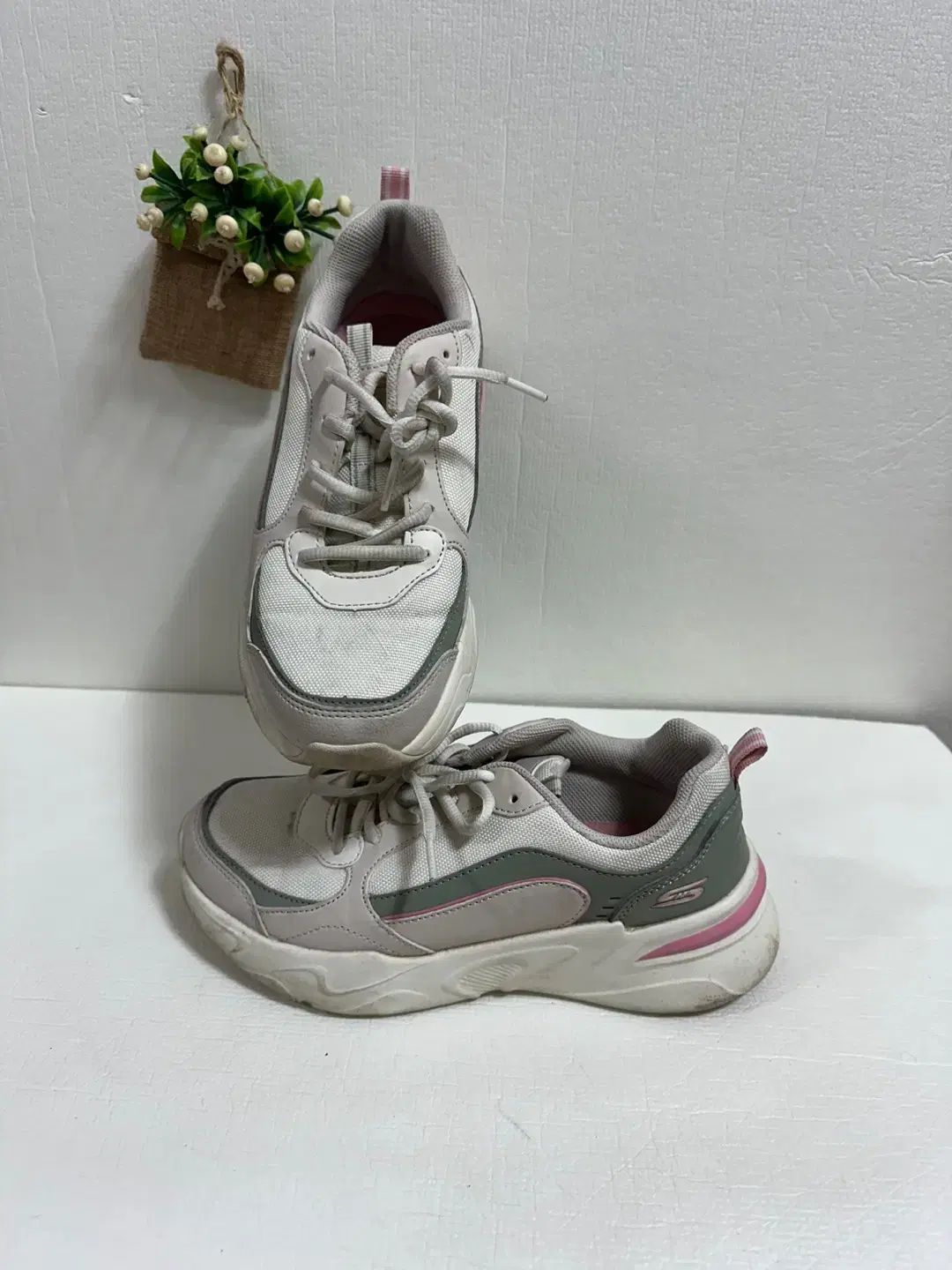 SKECHERS(スケッチャーズ) スニーカー サイズ 240