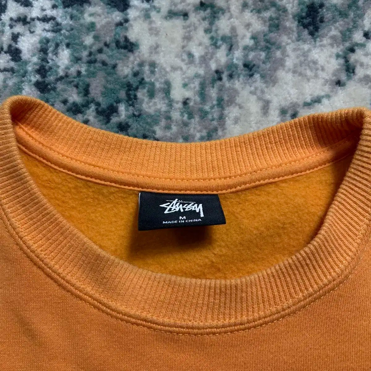 Stussy オレンジ スウェット Mサイズ 90's STUSSY オレンジ クルーネック スウェット - メルカリ