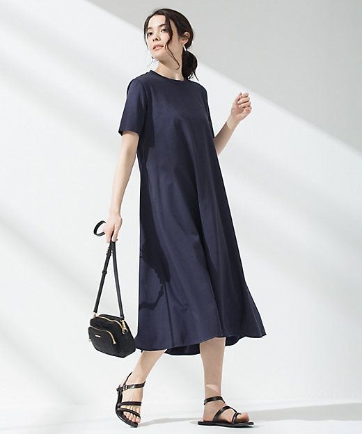 定価18 700円