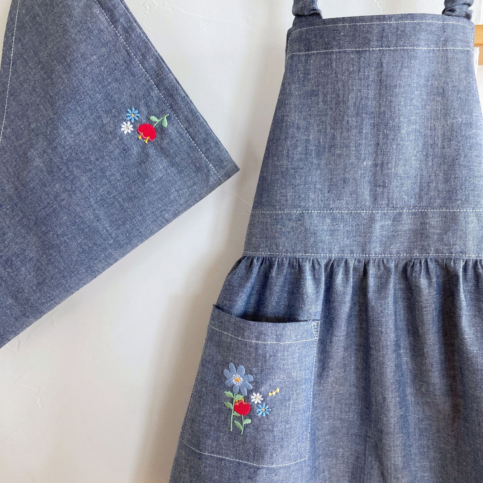 ミップウ様リクエスト品】ハンドメイドエプロン 2点 01 キッズエプロン